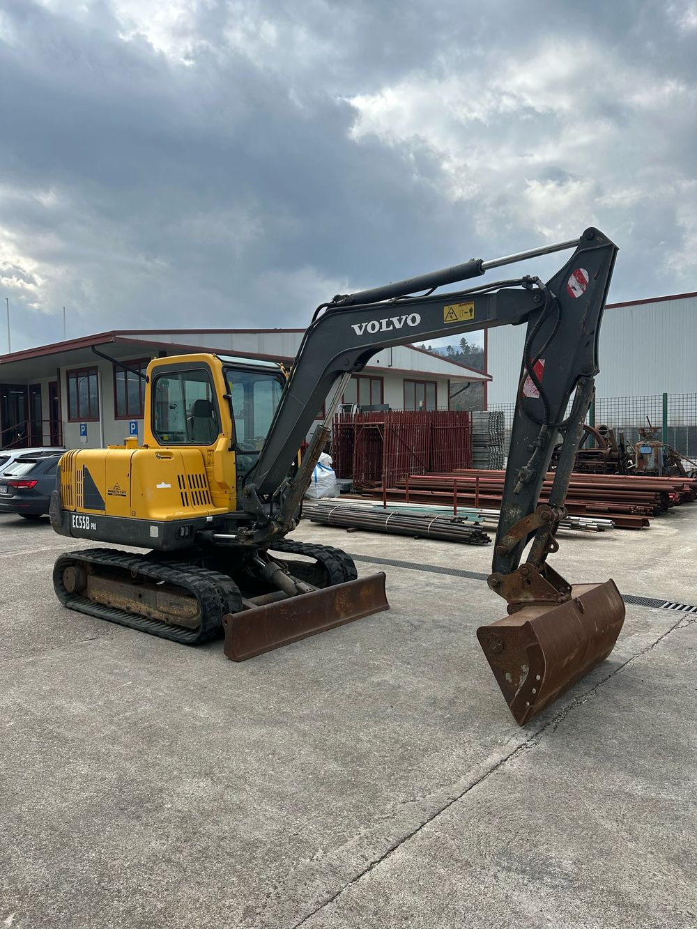 ESCAVATORE CINGOLATO VOLVO in vendita - foto 3
