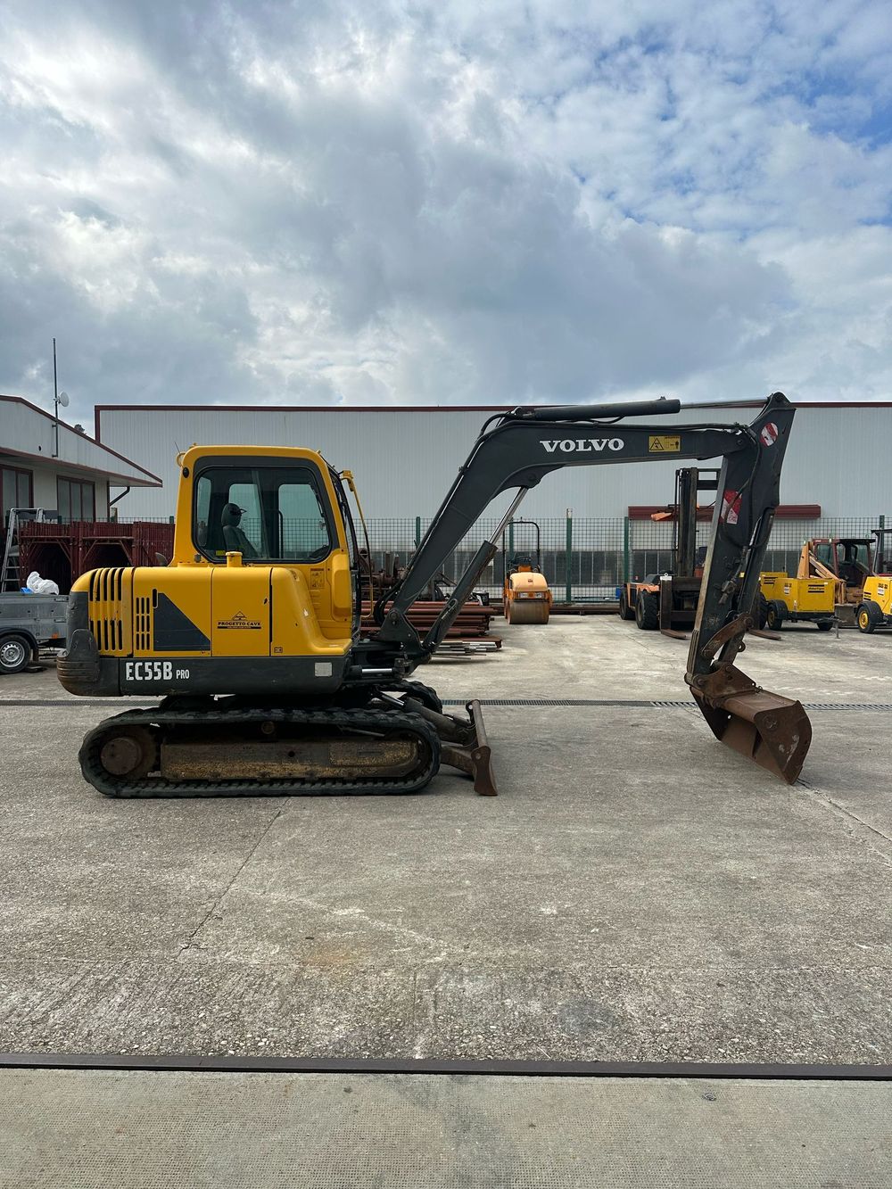 ESCAVATORE CINGOLATO VOLVO in vendita - foto 4