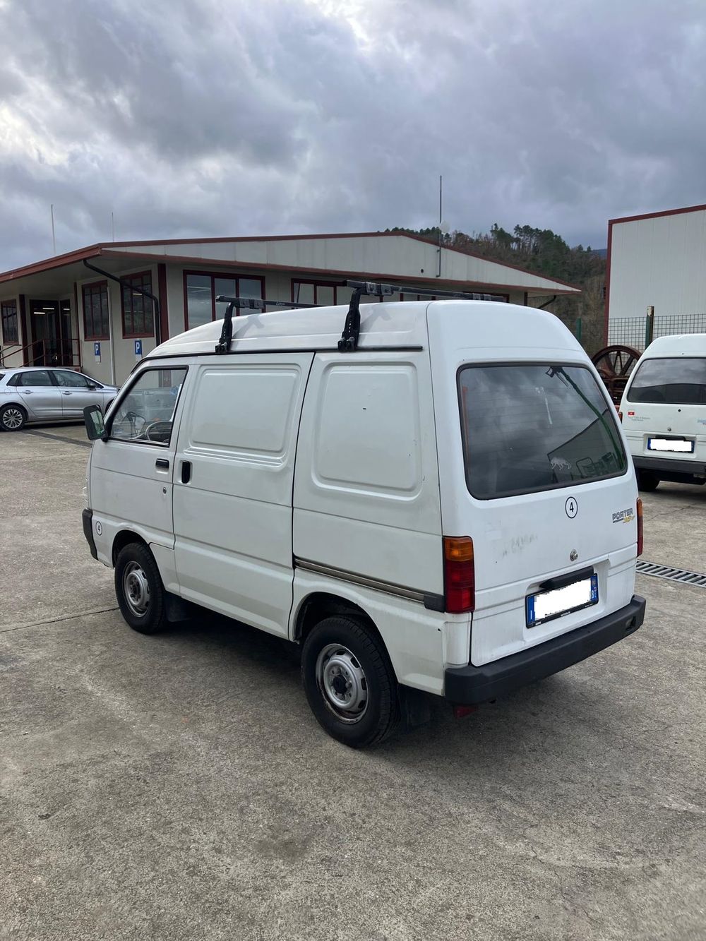 Autocarro Piaggio Porter in vendita - foto 4