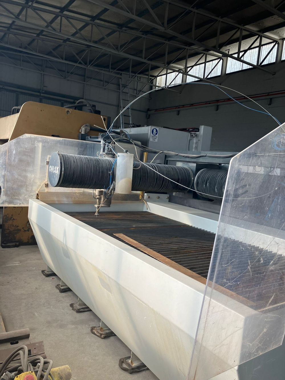 Waterjet di precisione Omax Modello 55100 in vendita - foto 3