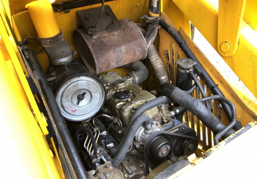 Mini terna JCB 1CX (2002) – 3.300 ore in vendita - foto 3