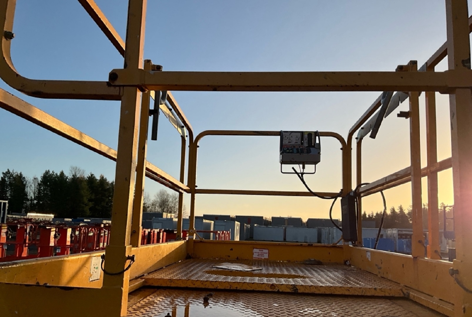 Piattaforma aerea verticale Haulotte Compact 12 in vendita - foto 11