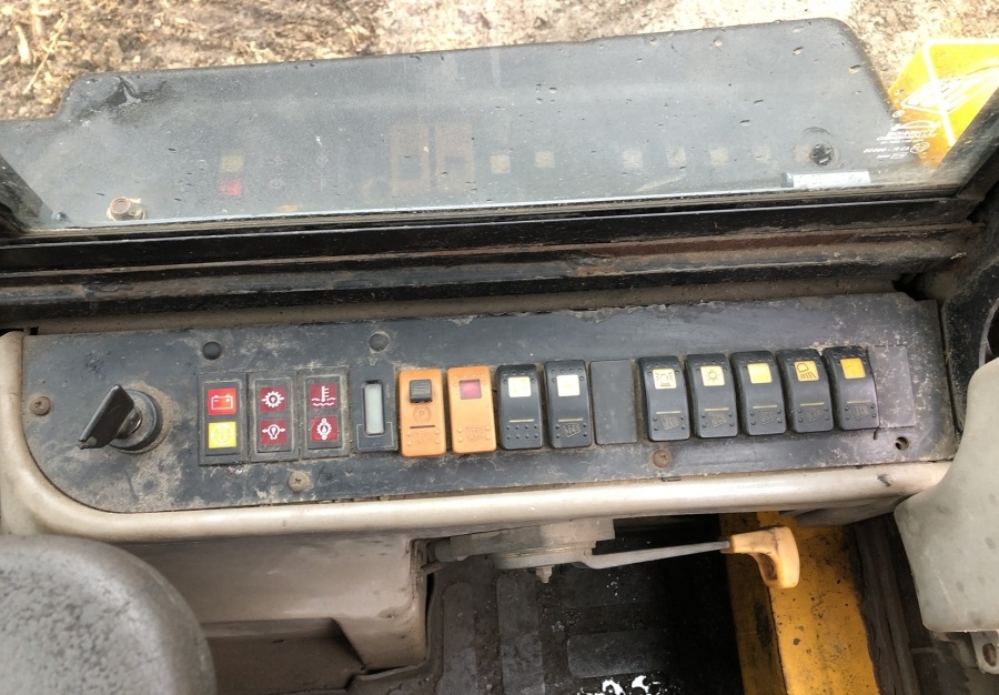 Mini terna JCB 1CX (2002) – 3.300 ore in vendita - foto 8