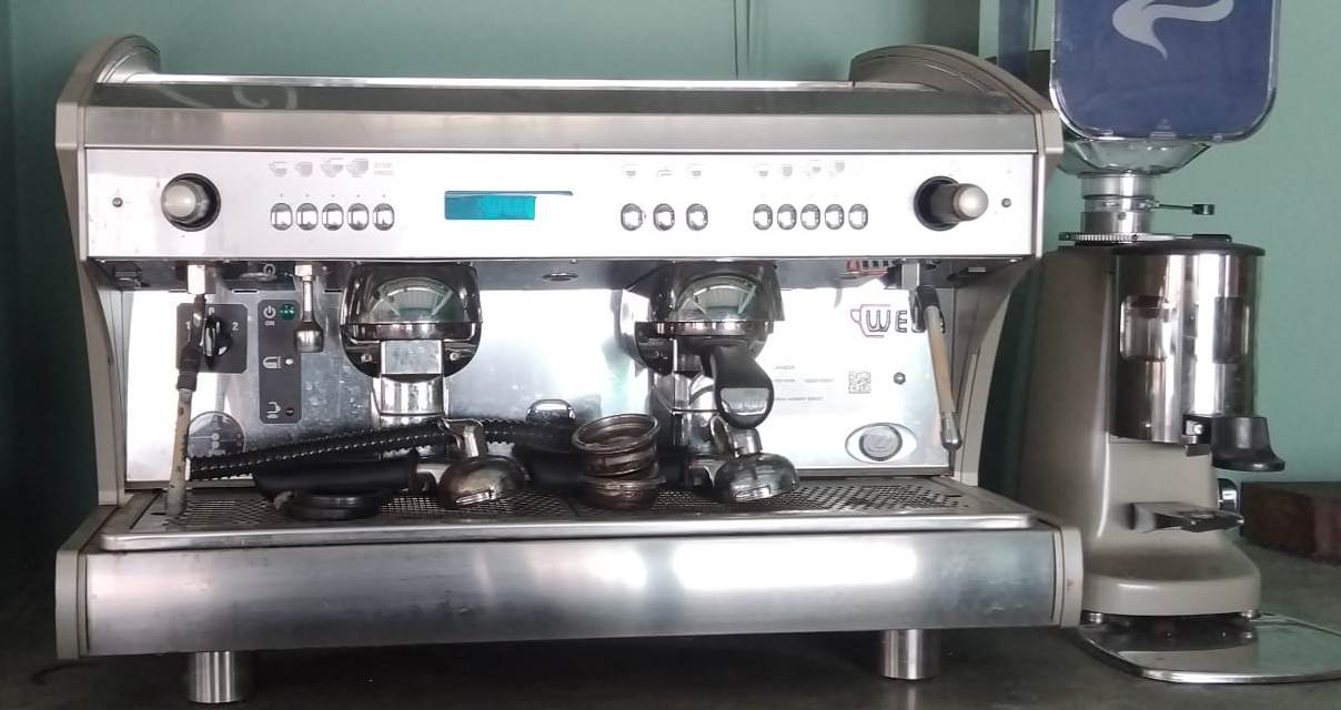 Macchina Caffè per Bar 2 Gruppi Lavazza Usata poco in vendita - foto 1