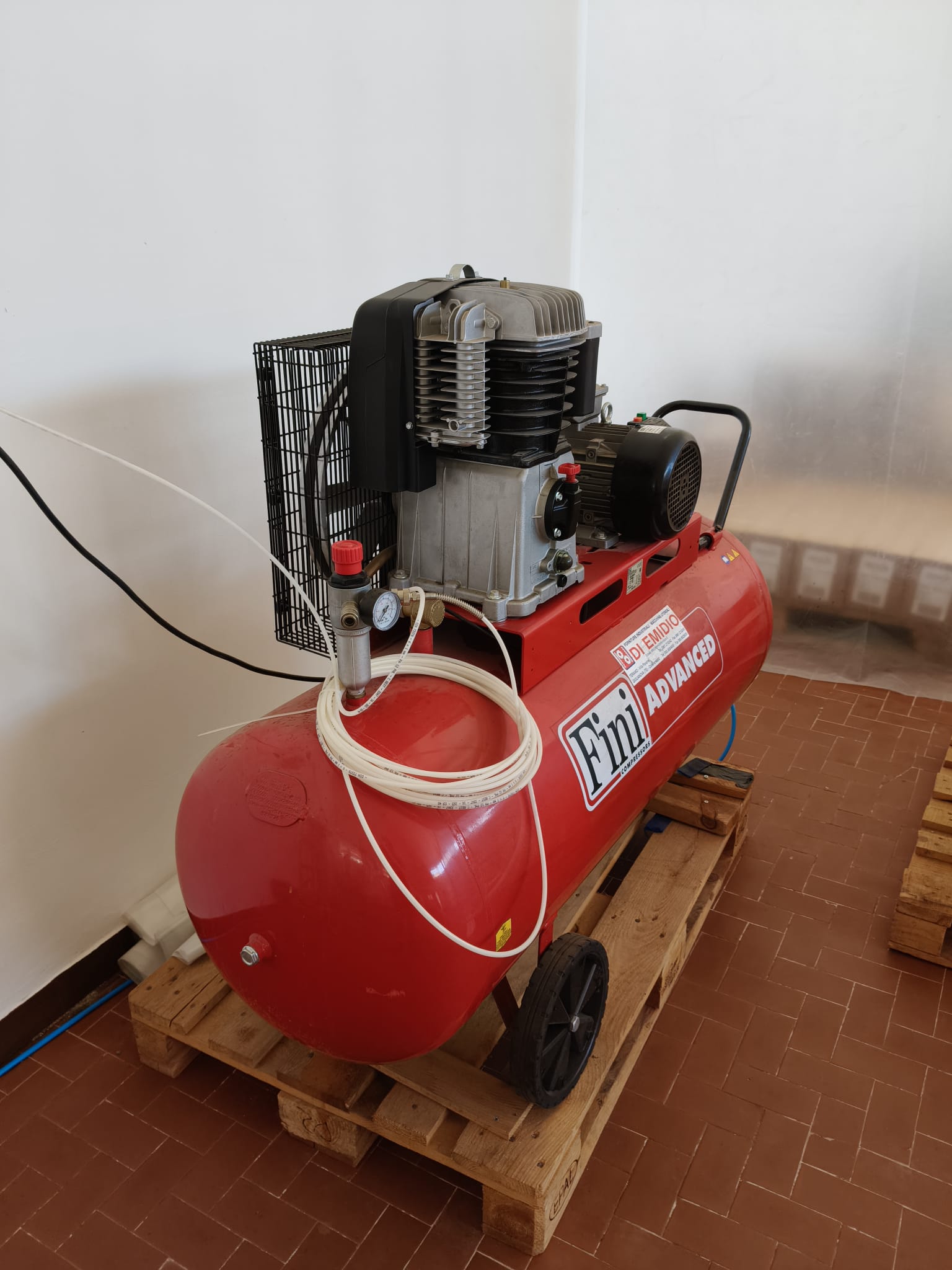 Compresso FINI Advanced 270 Lt in vendita - foto 2