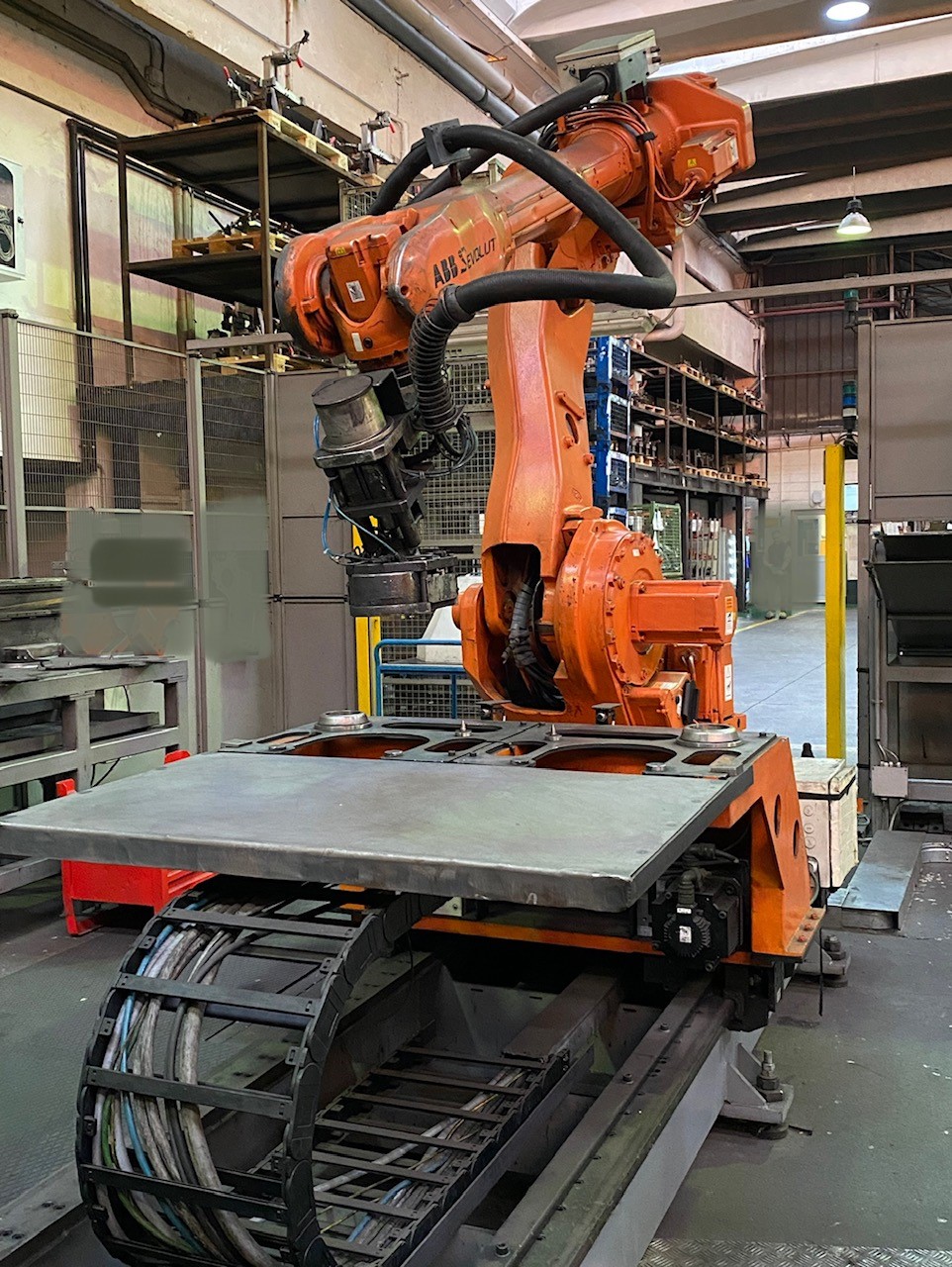 Robot ABB IRB6600 IRC5 in vendita - foto 3