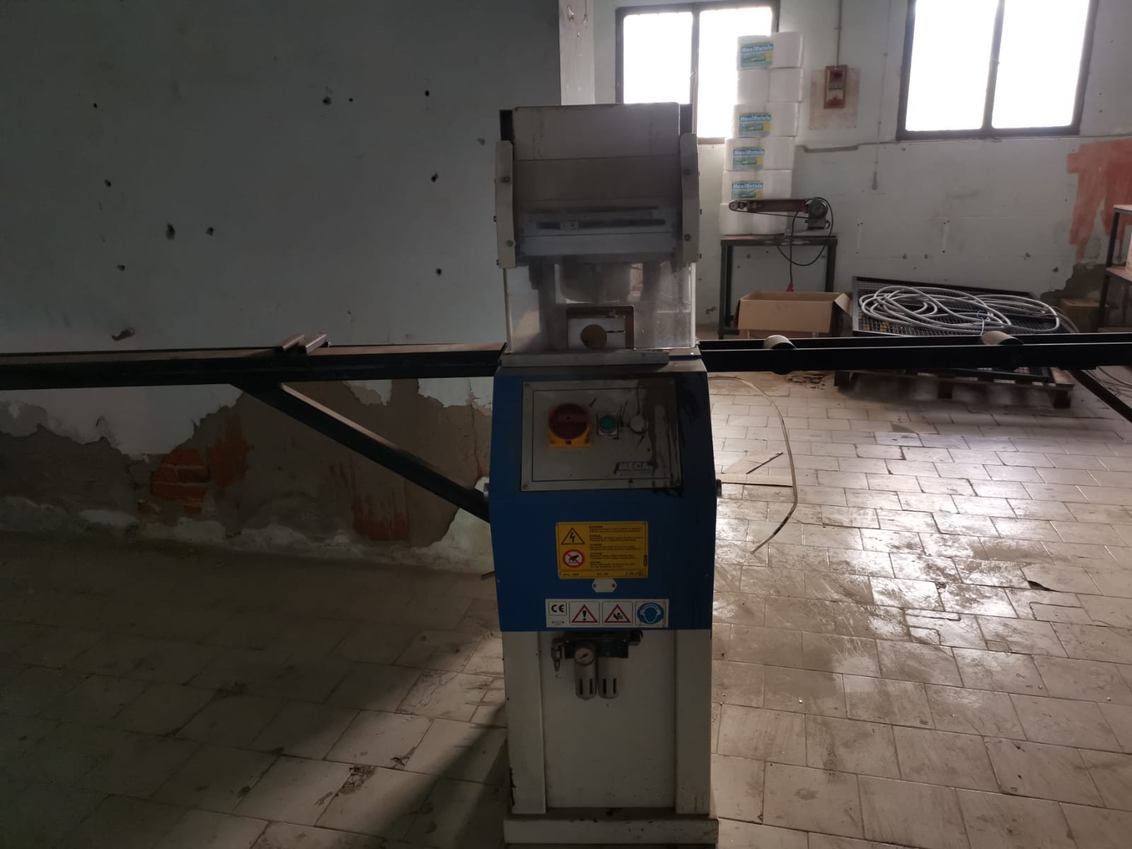 Vendo Varie attrezzature  in vendita - foto 4