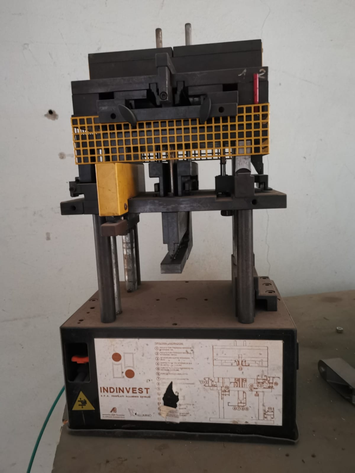 Vendo Varie attrezzature  in vendita - foto 2