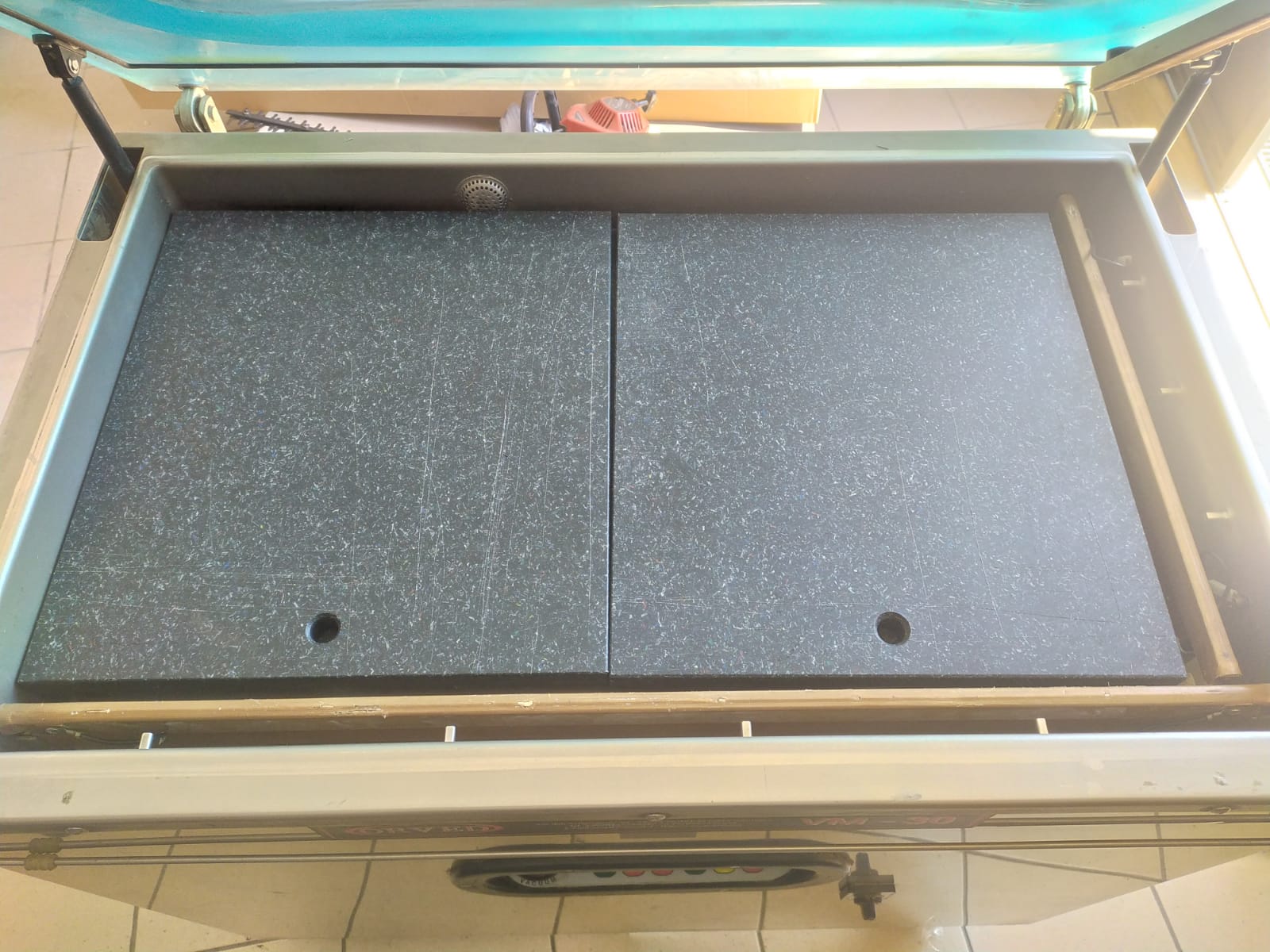 Confezionatrice sottovuoto a campana ATM doppia barra in vendita - foto 9