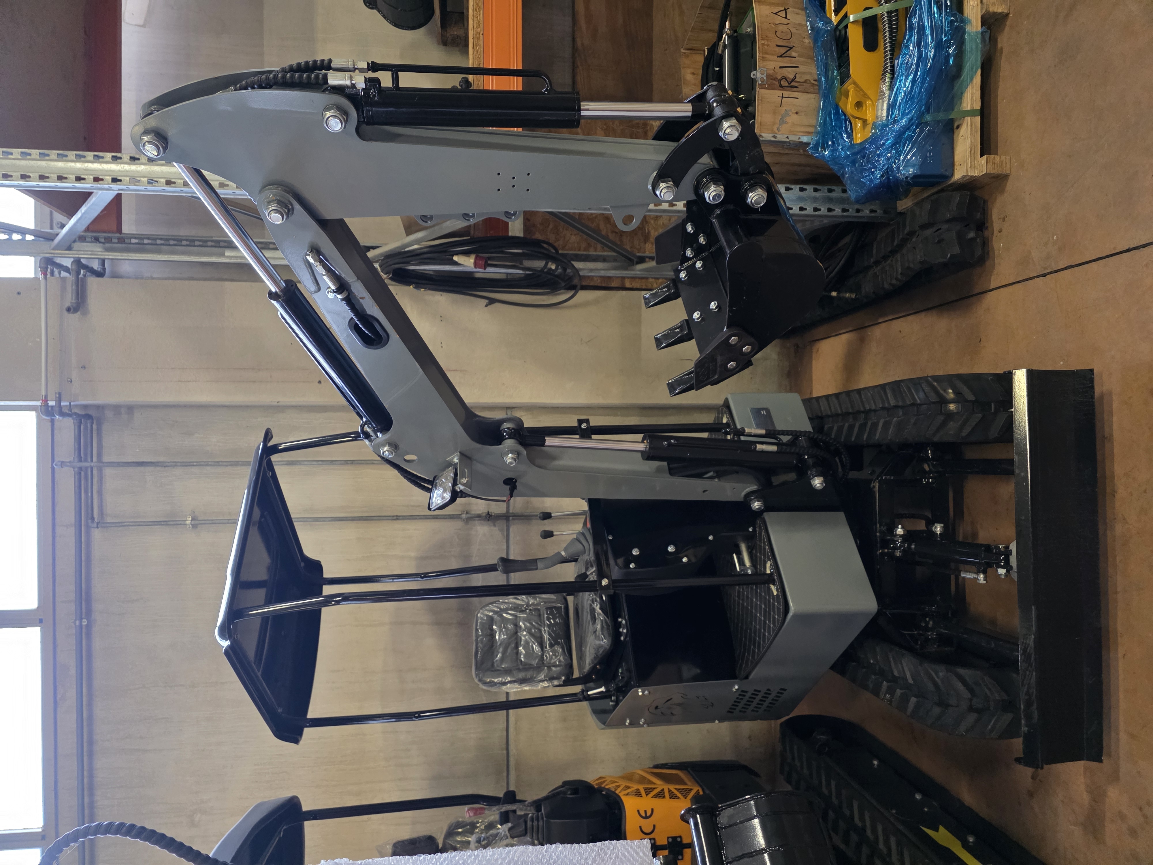 Miniescavatore JPC HT25 -HT18- HT13 in vendita - foto 3