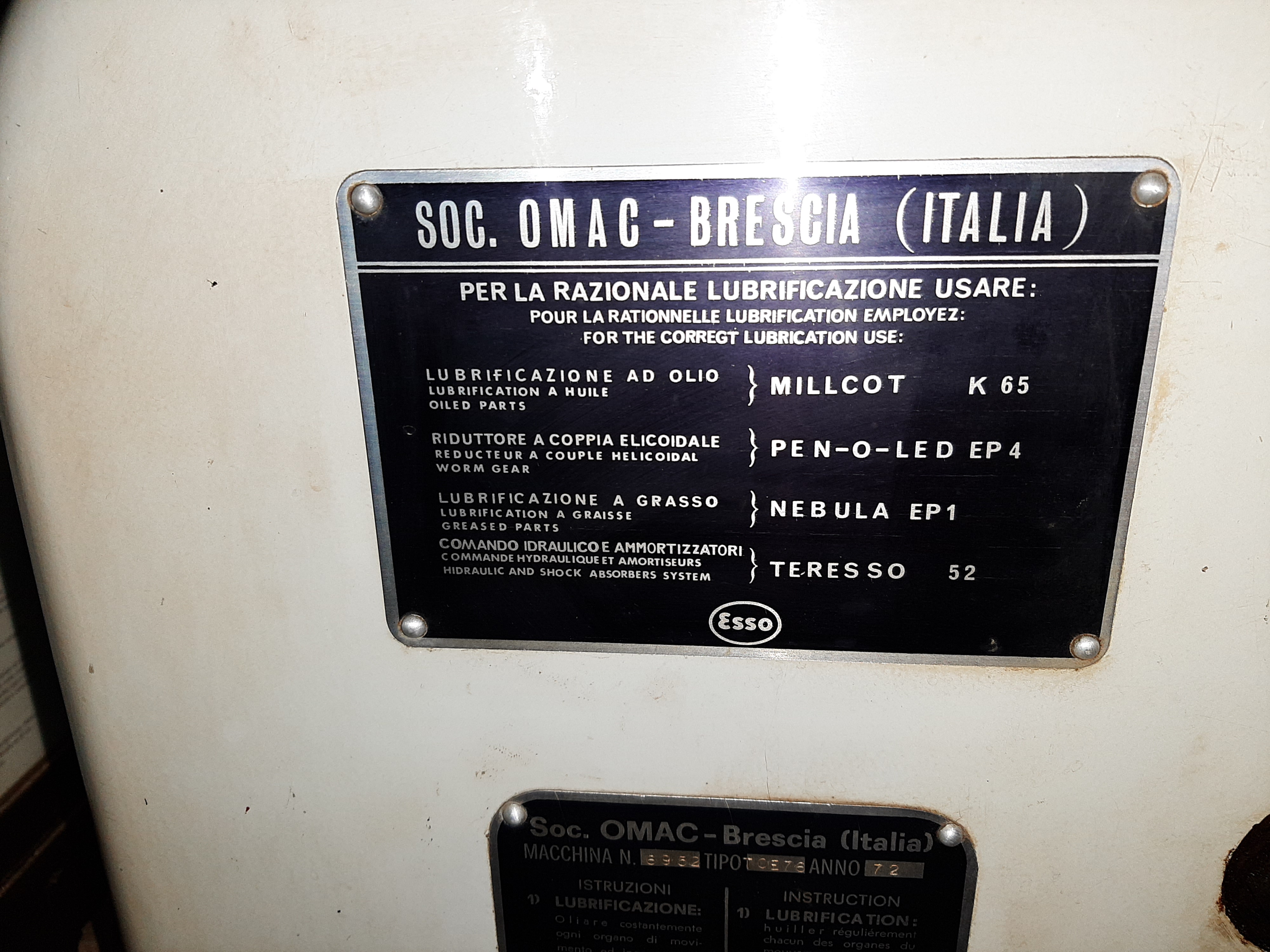 Tagliacarte da tipografia OMAC 76 – Taglierina luce 76 in vendita - foto 8