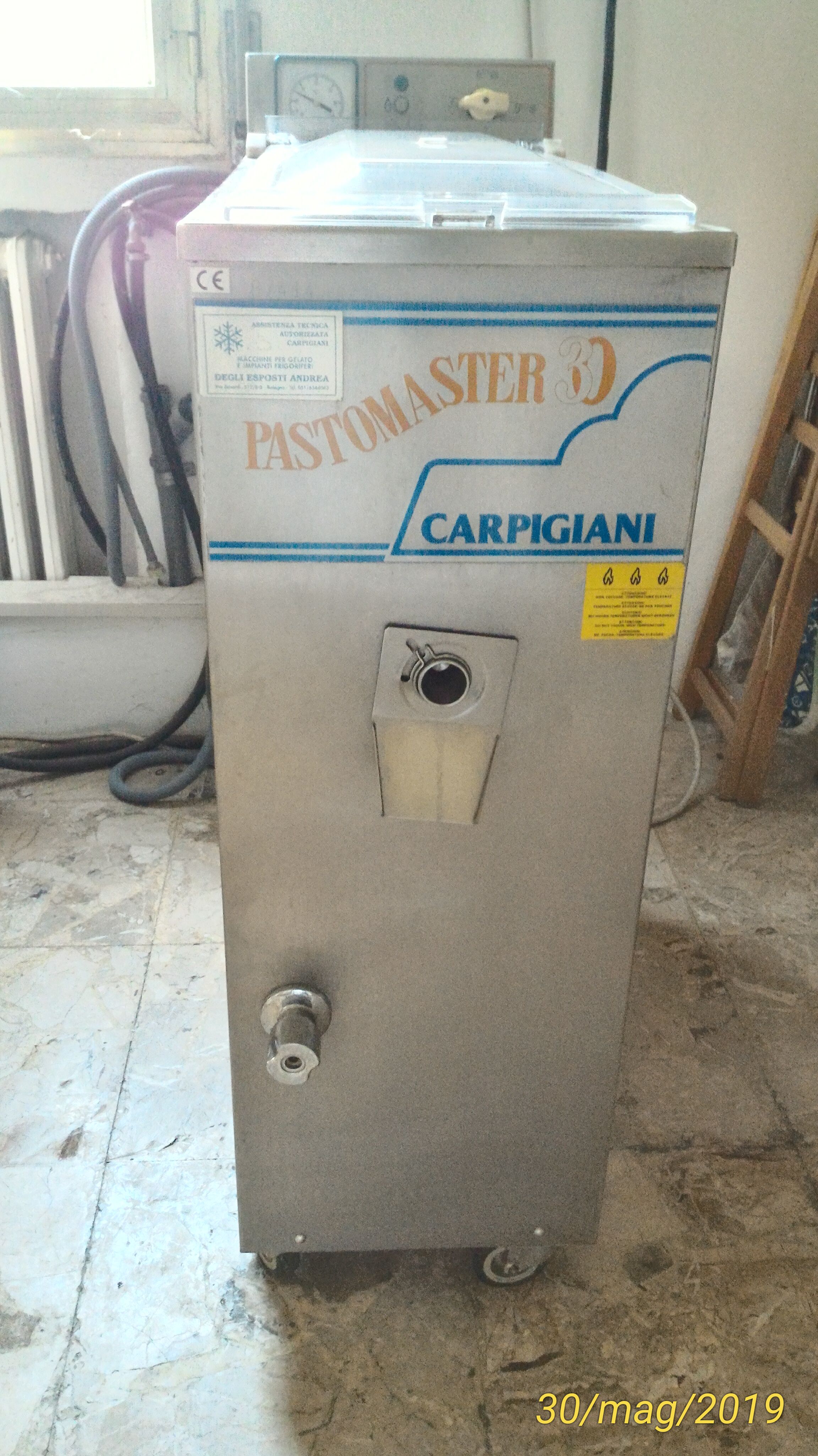 Vendo 2 Mantecatori + 2 Pastorizzatori + 3 frighi in vendita - foto 3