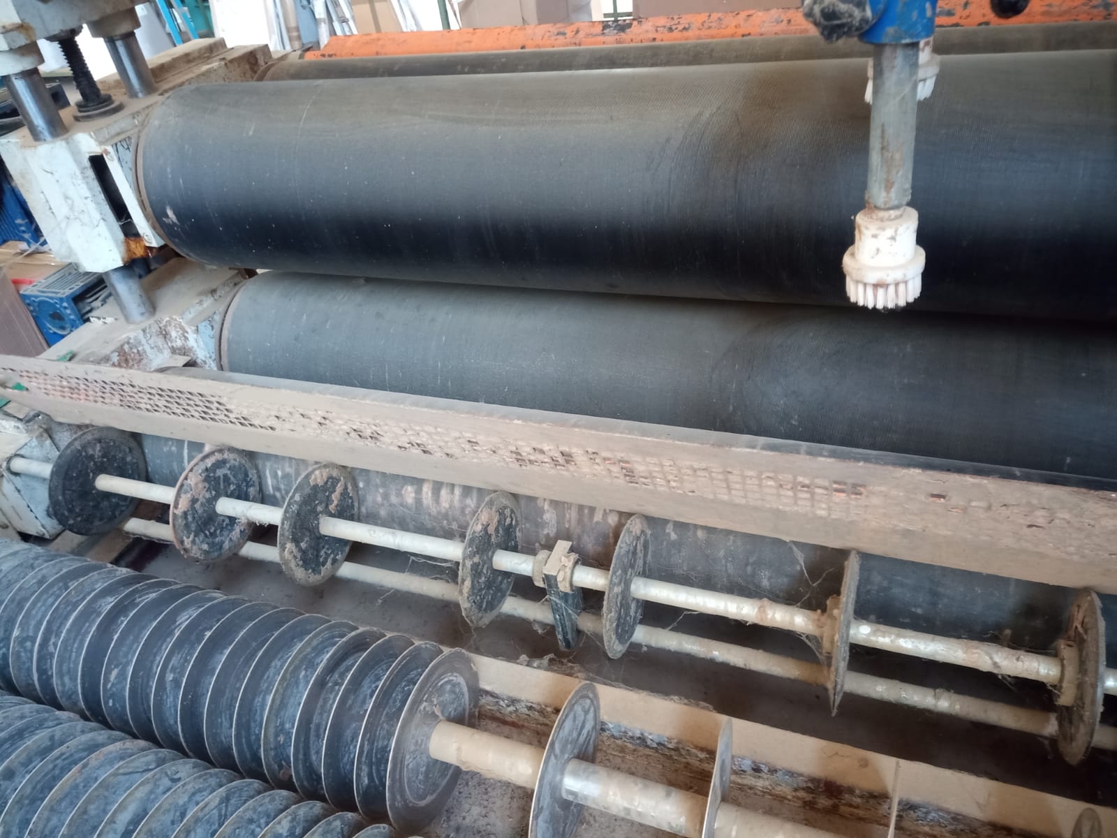 Incollatrice e via a dischi ORMA I/413 usata in vendita - foto 14