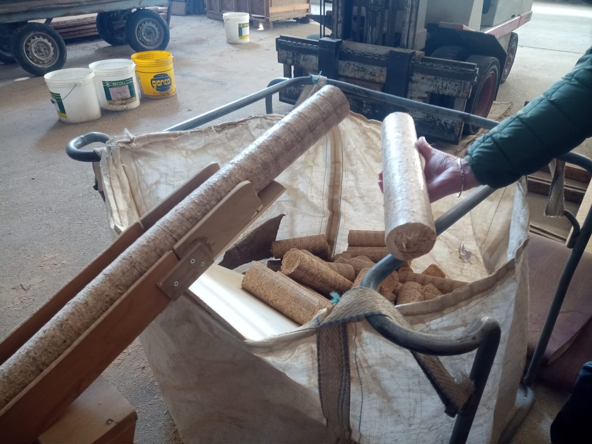 Bricchettatrice COMAFER DINAMIC 120 CE usata in vendita - foto 7