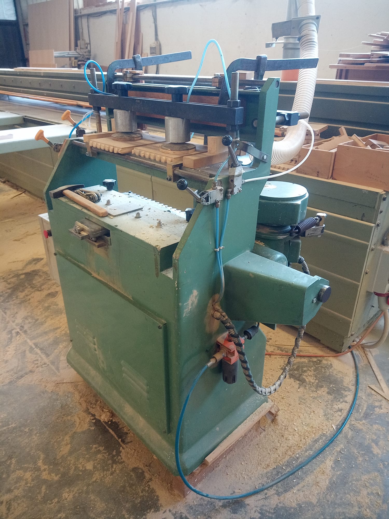 Codettatrice OMEC 750 usata in vendita - foto 4