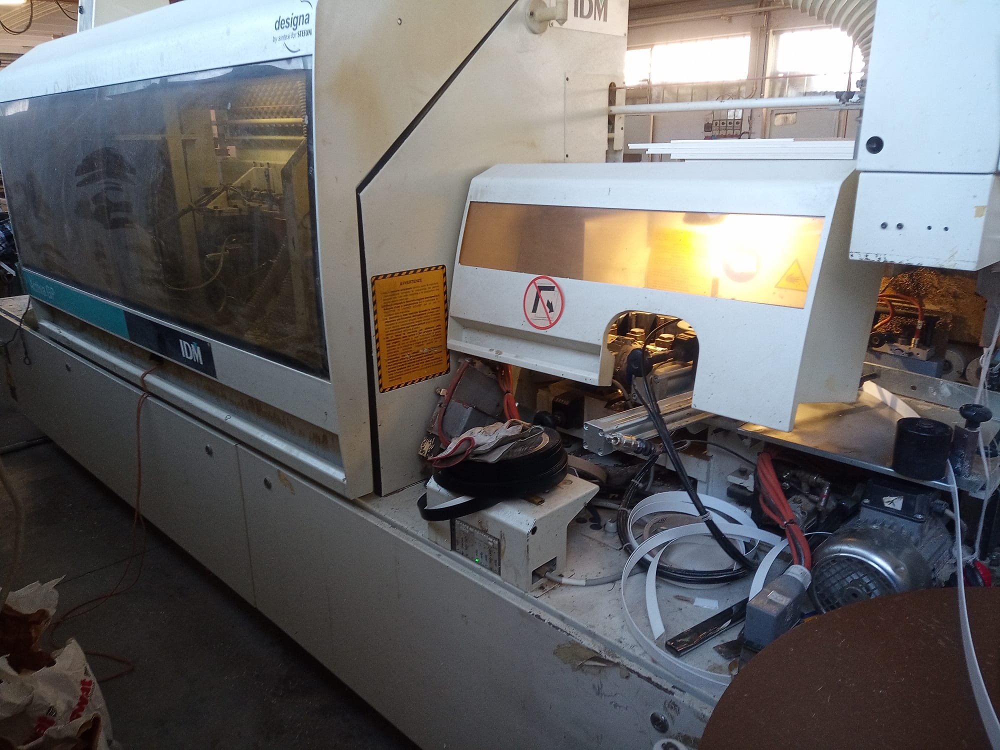 Bordatrice IDM ACTIVA GP-R2 usata in vendita - foto 2