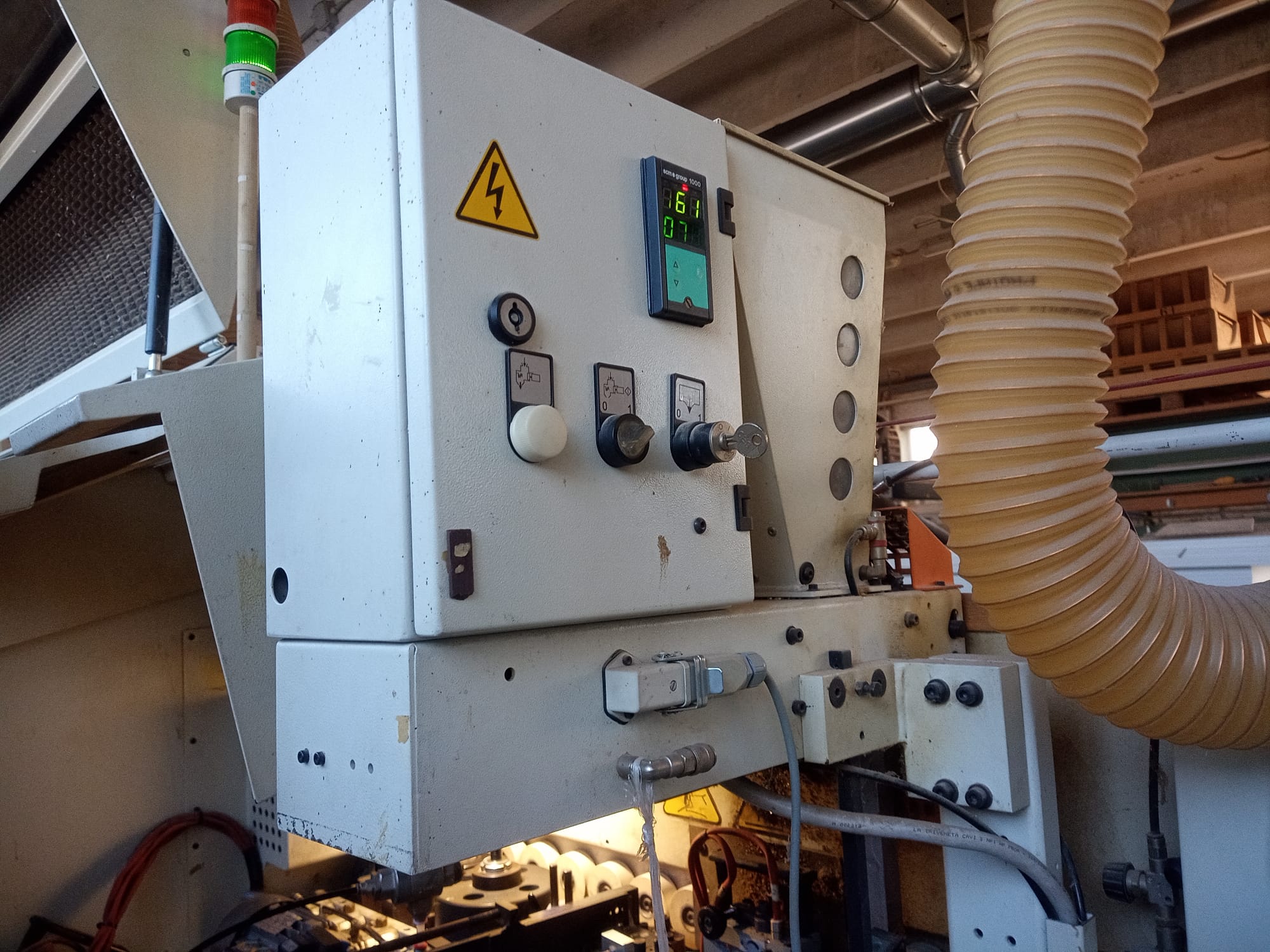 Bordatrice IDM ACTIVA GP-R2 usata in vendita - foto 7