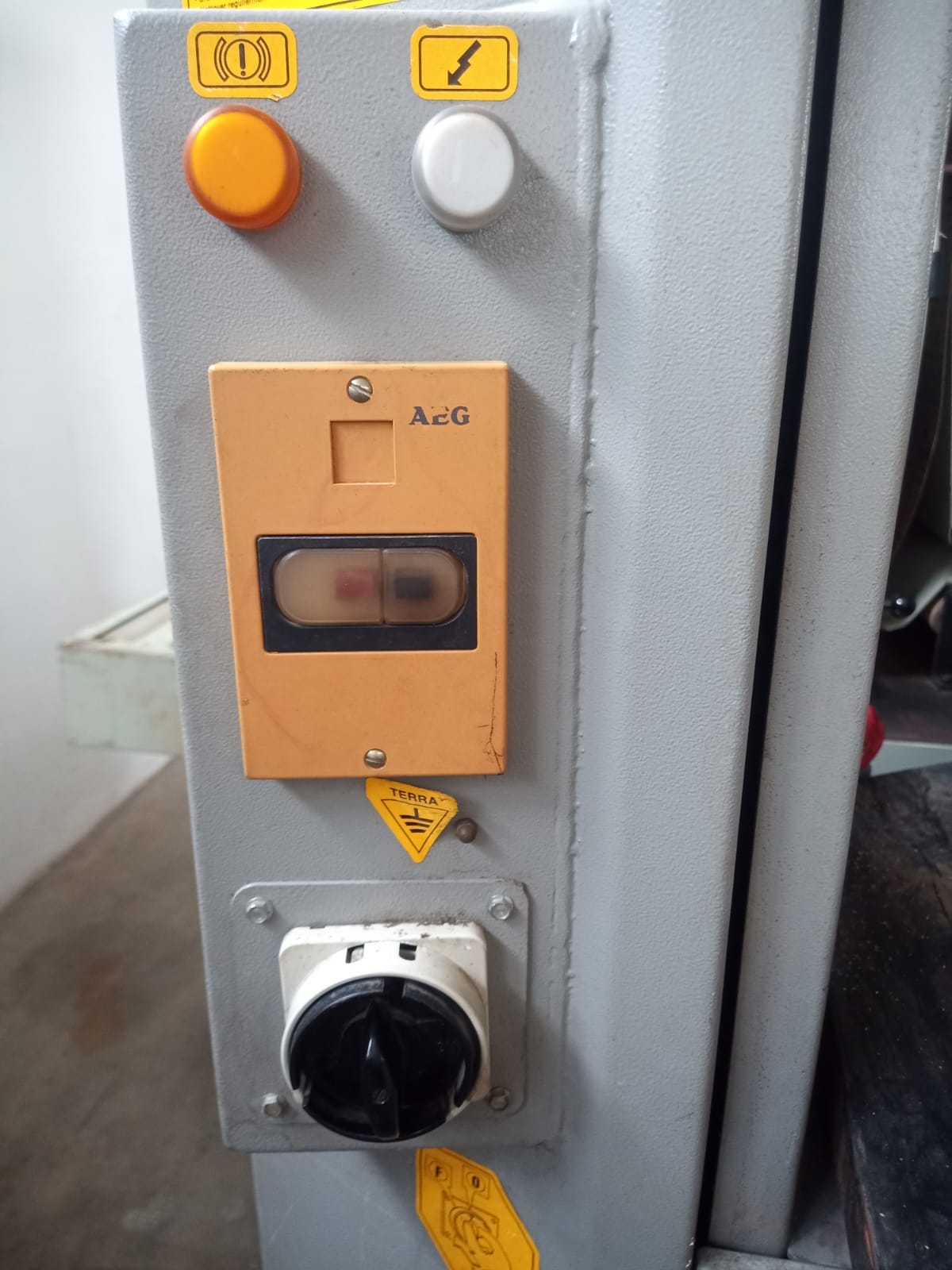Sega a nastro MEBER 800 a norme CE in vendita - foto 3