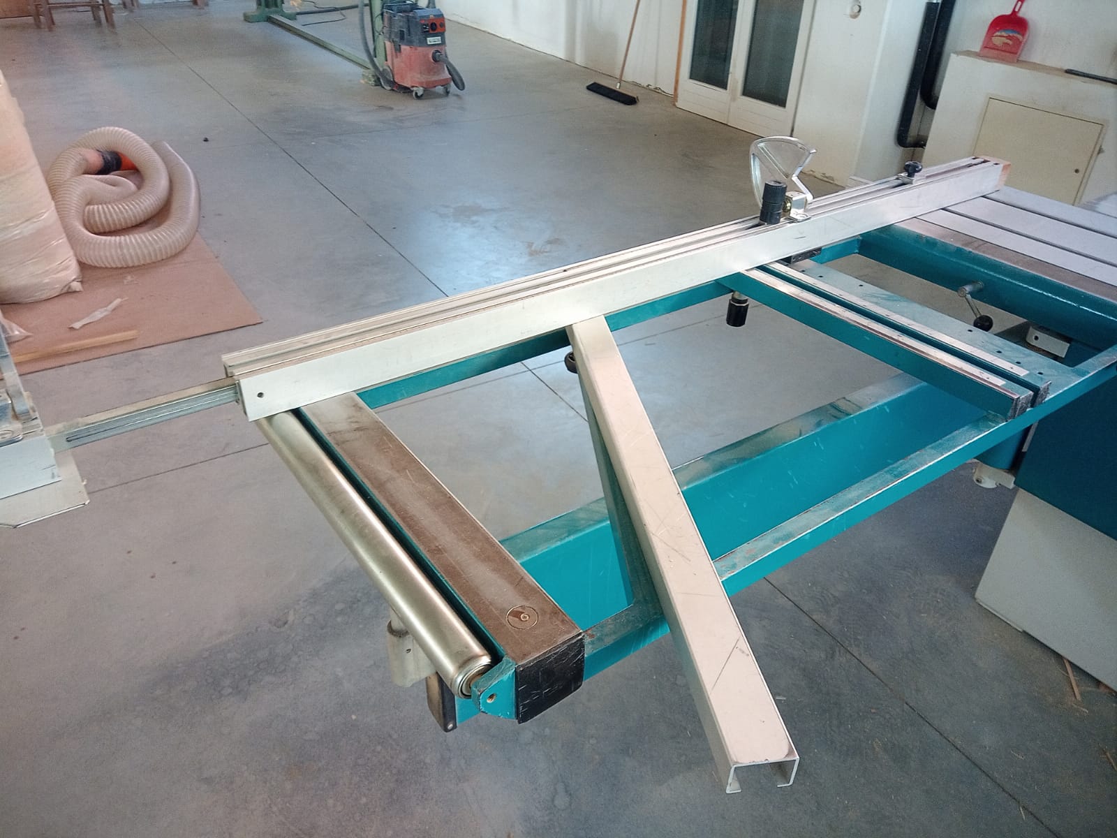 Squadratrice GRIGGIO SC-E 3800 usata CE in vendita - foto 4