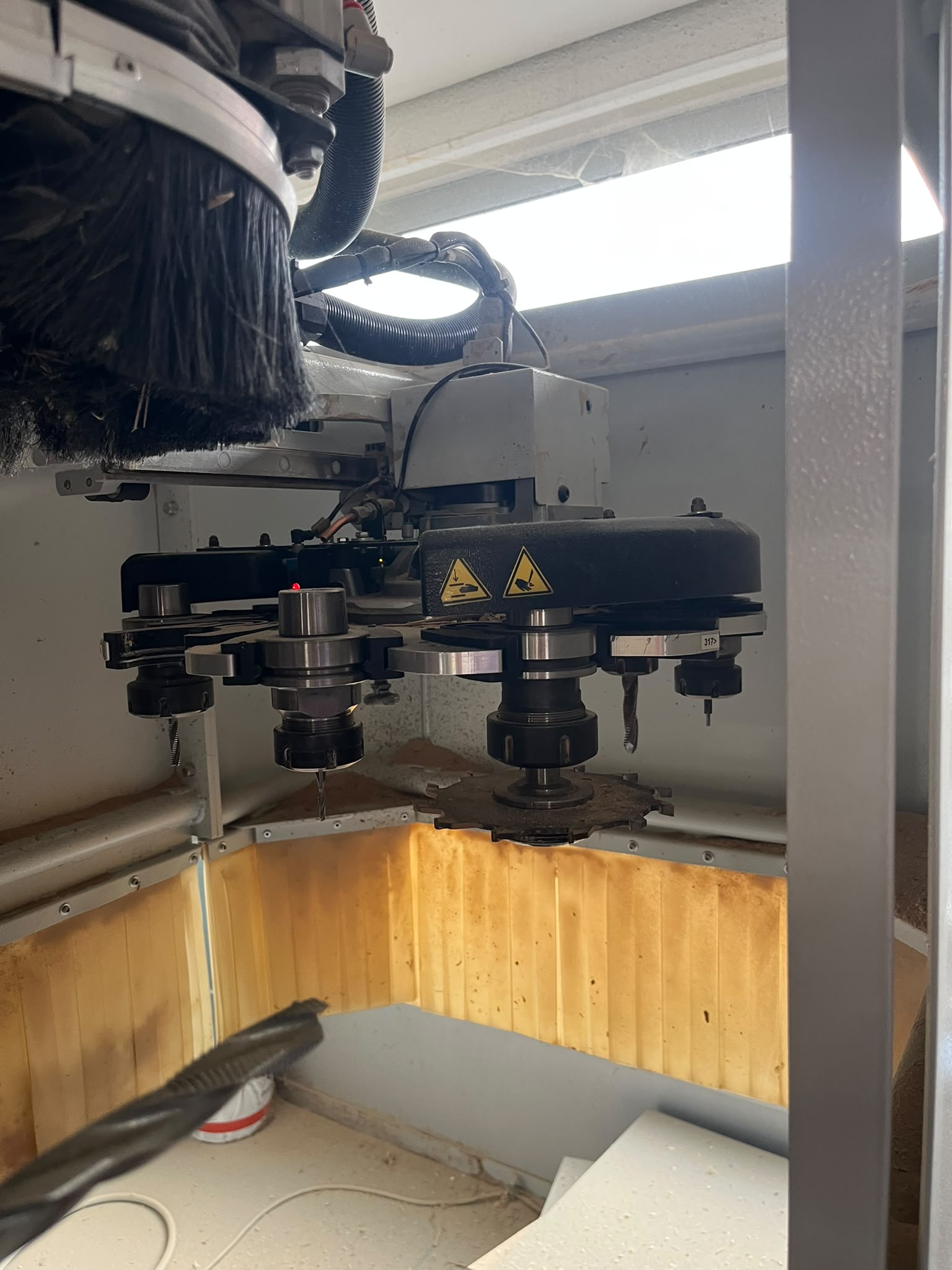 Centro di lavoro BUSELLATO JET OPTIMA P a 4 assi usato in vendita - foto 10