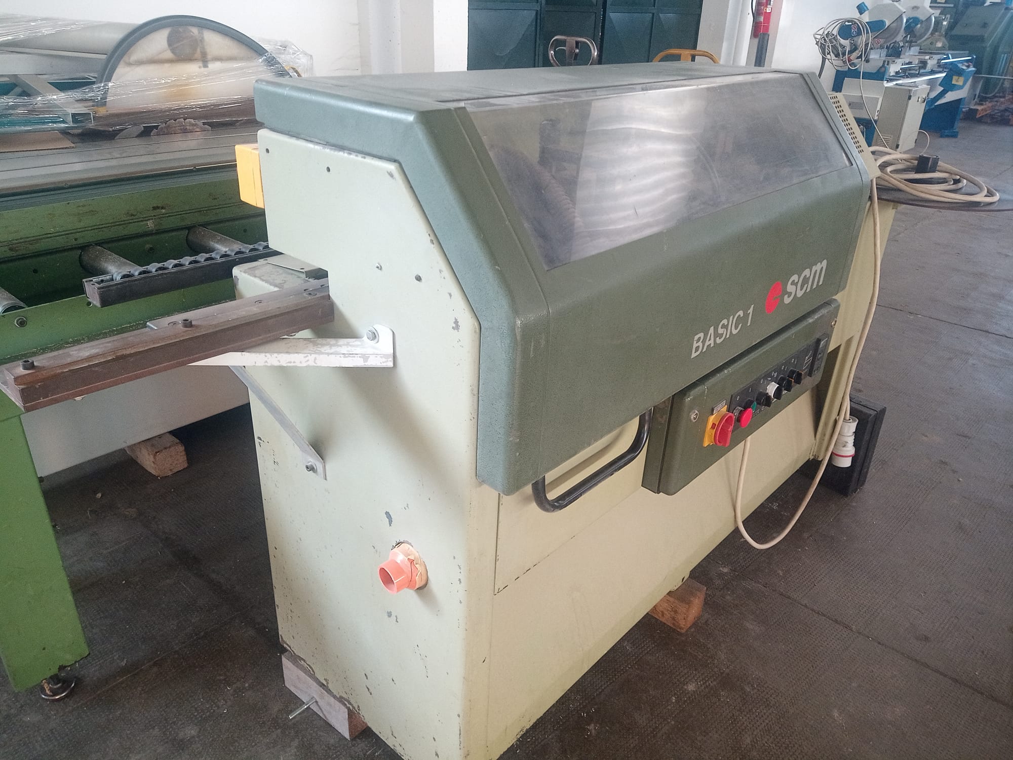Bordatrice SCM BASIC 1 usata in vendita - foto 3