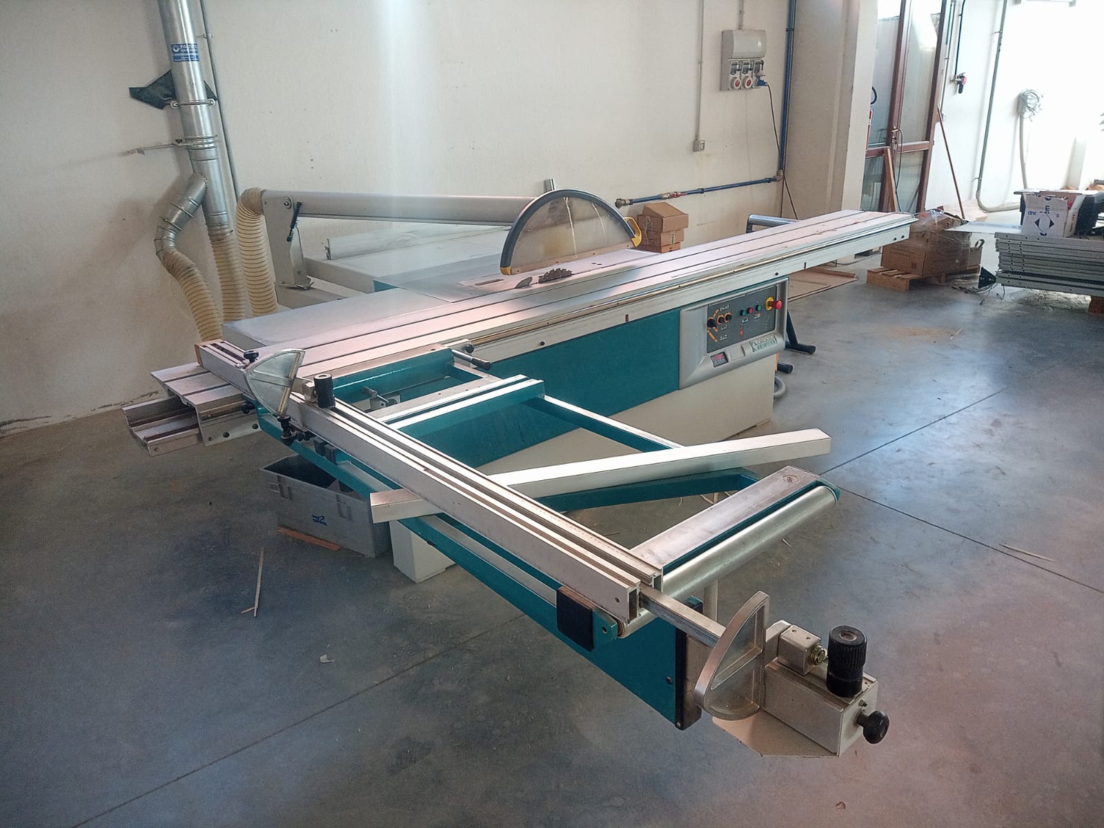 Squadratrice GRIGGIO SC-E 3800 usata CE in vendita - foto 2