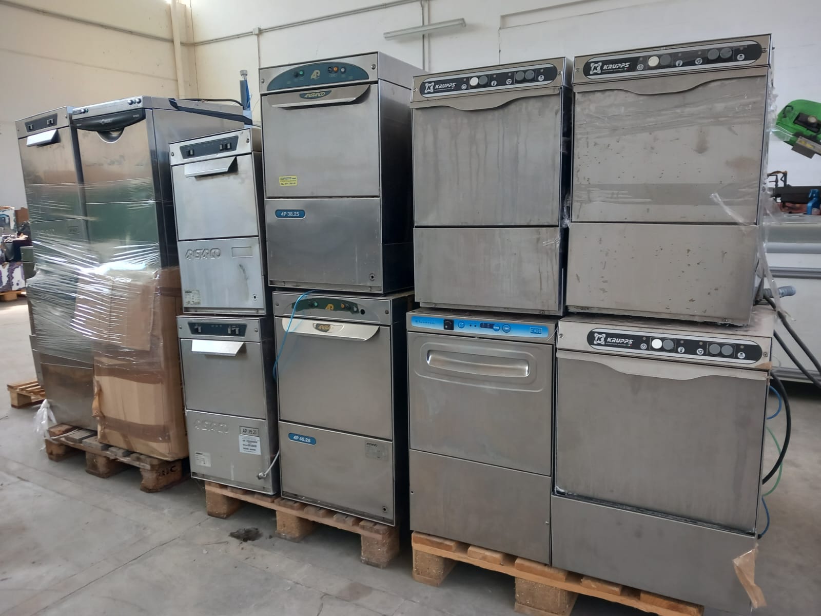 Stock lava bicchieri in vendita - foto 1