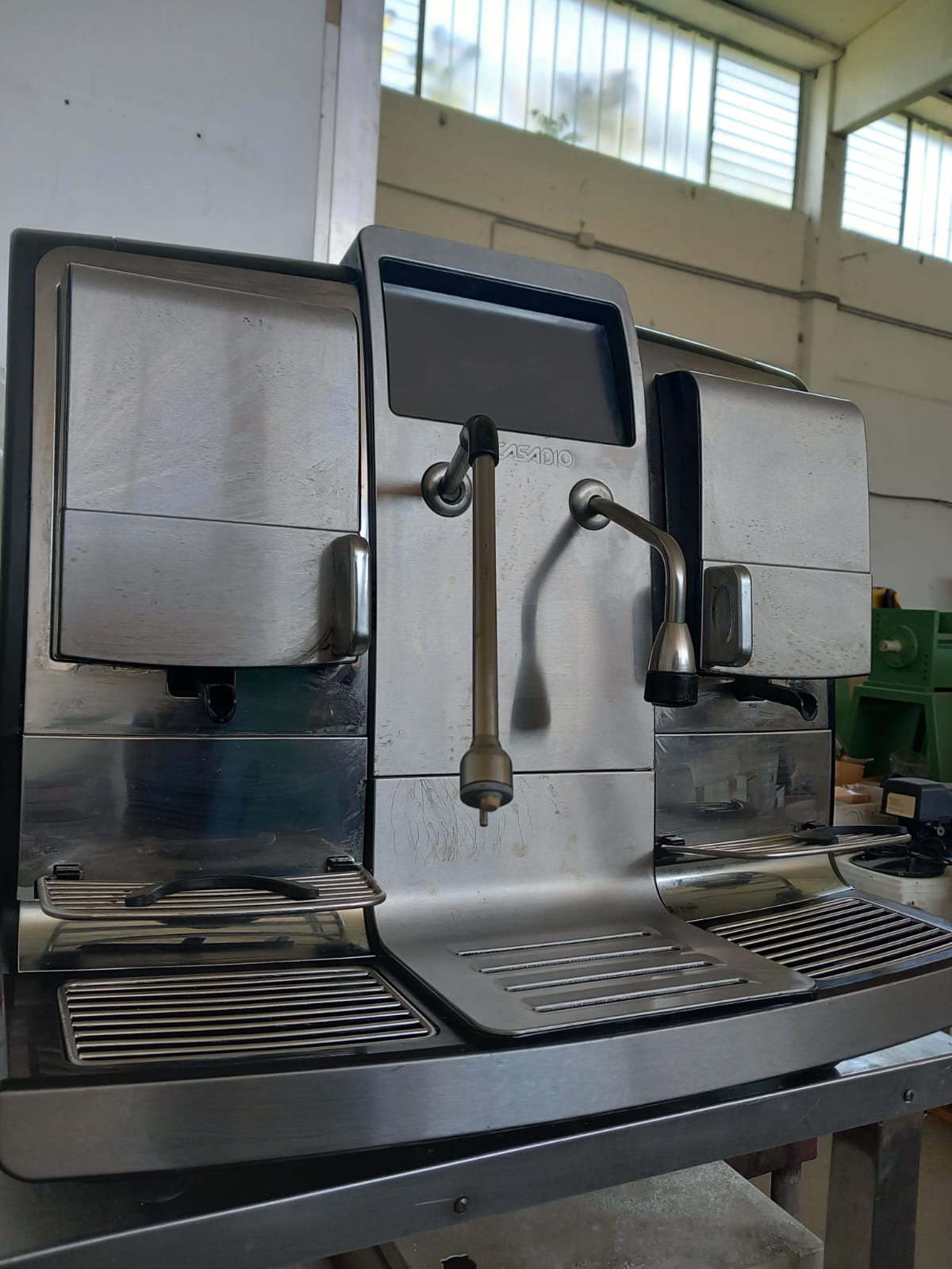 Macchina caffè due gruppi a capsule in vendita - foto 9