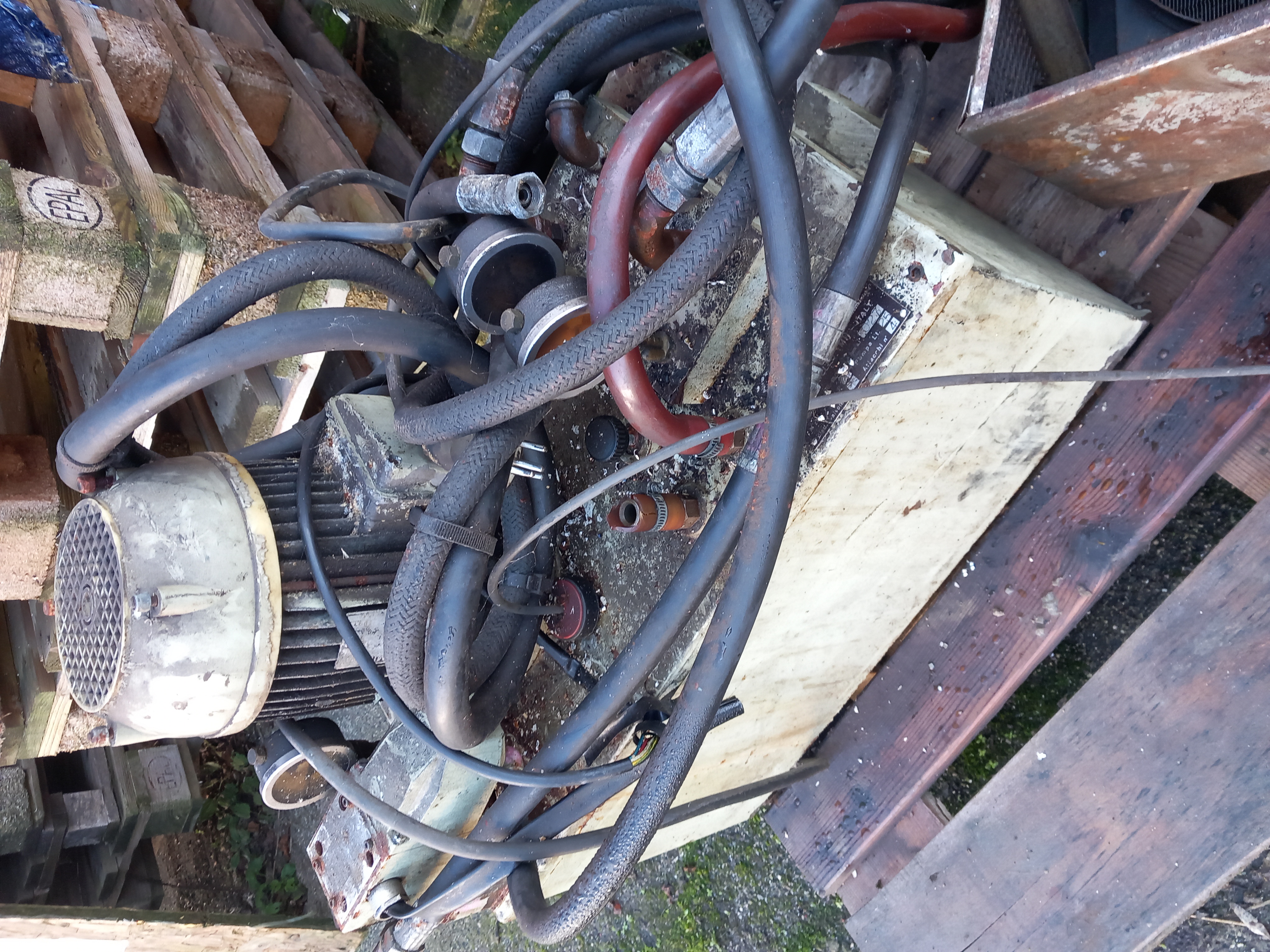 Attrezzatura meccanica in vendita