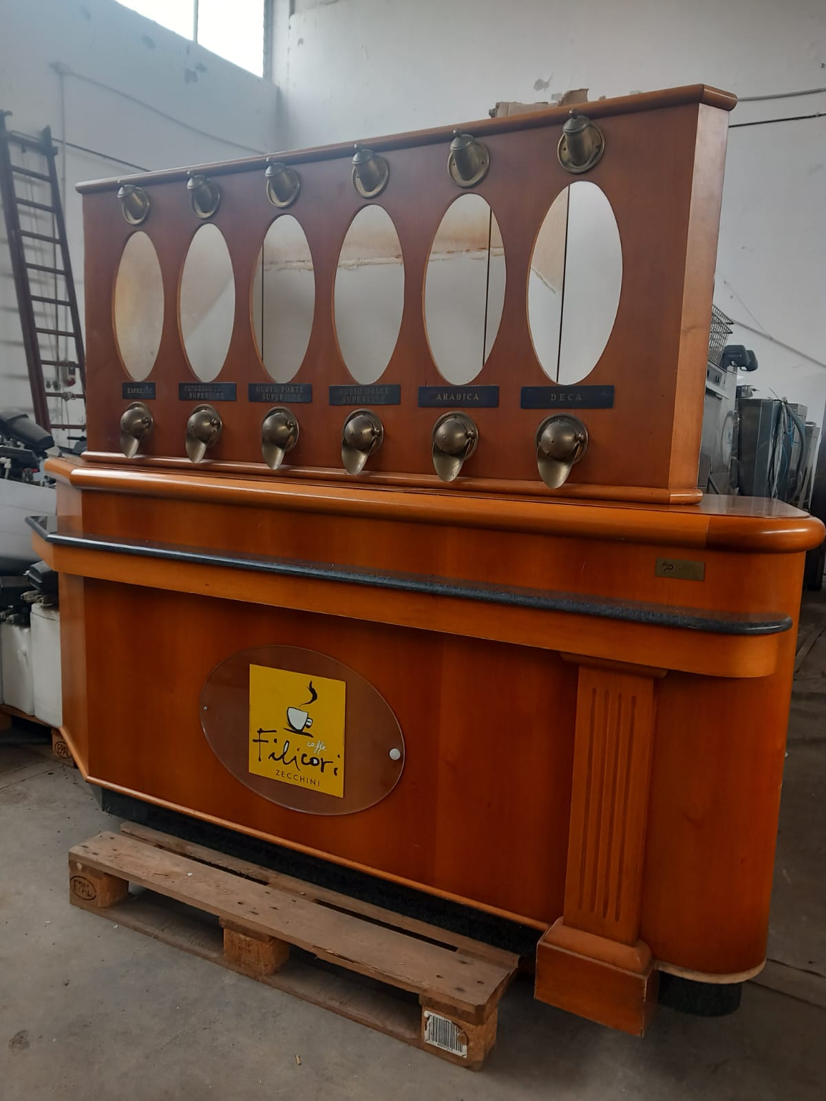 Attrezzature bar e ristoranti in vendita