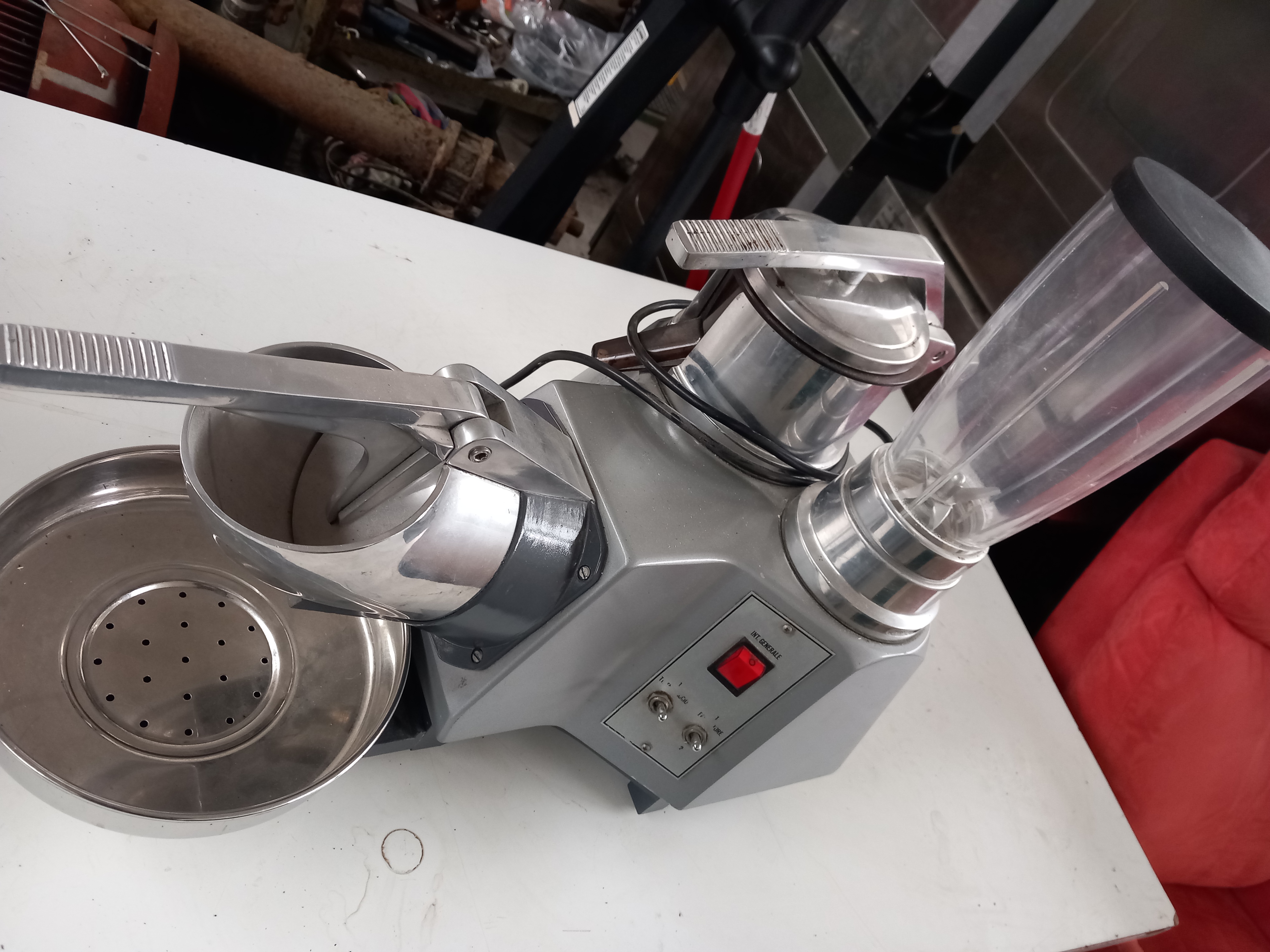 Attrezzature bar e ristoranti in vendita