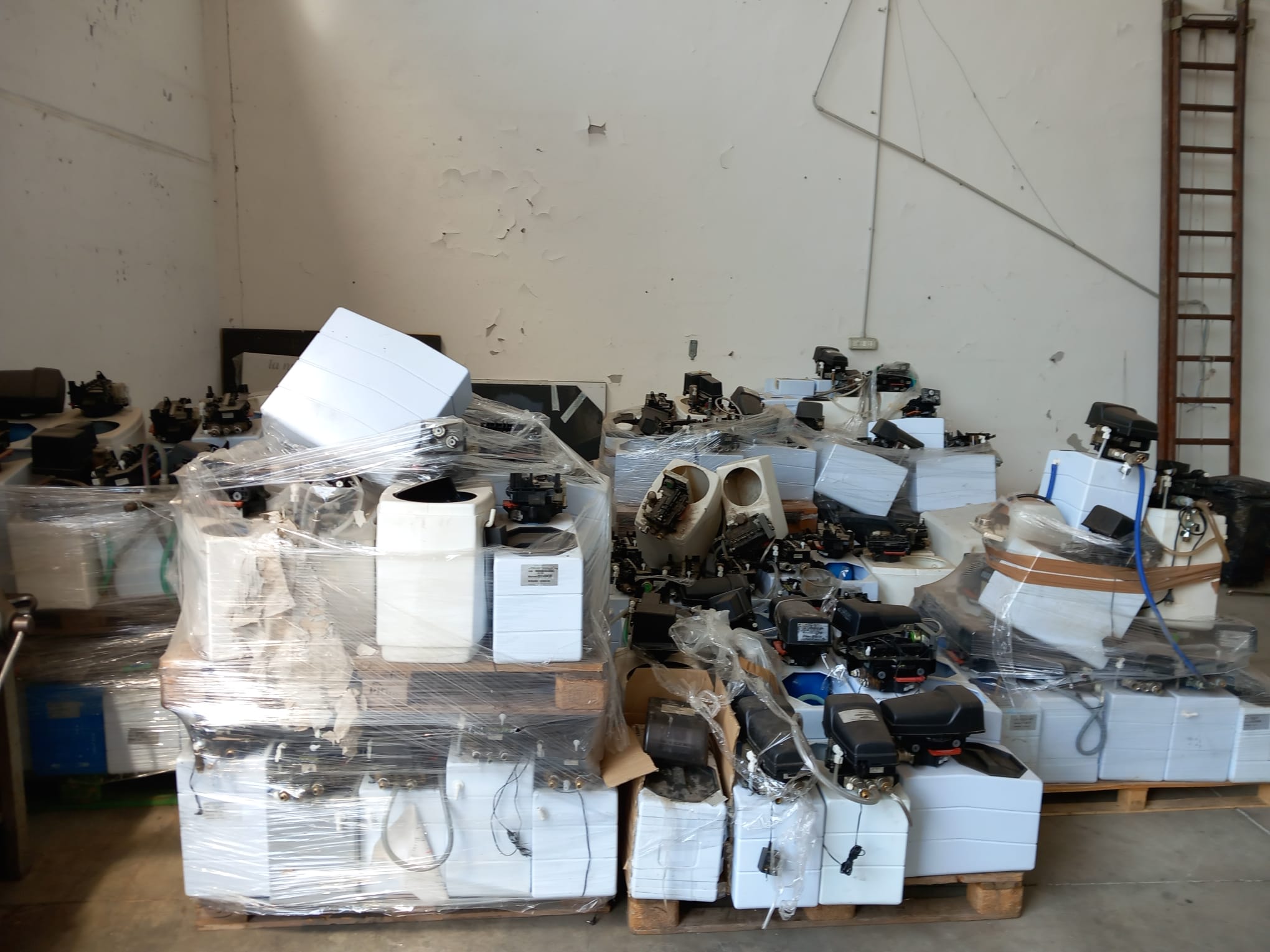 Stock Addolcitore acqua depuratore in vendita - foto 7