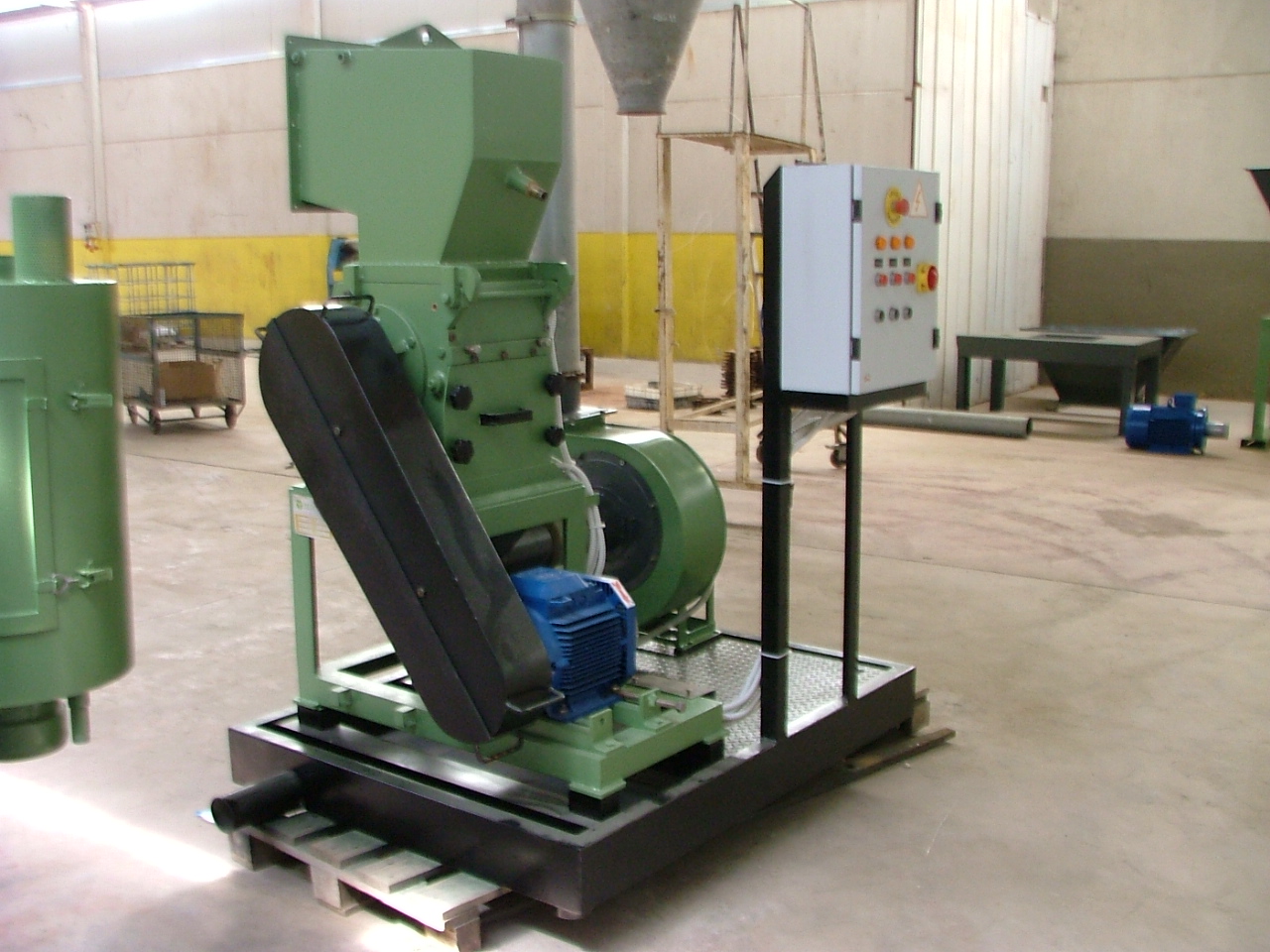 Mulino trituratore Tecnofer 300 con ciclone scarico in vendita - foto 3