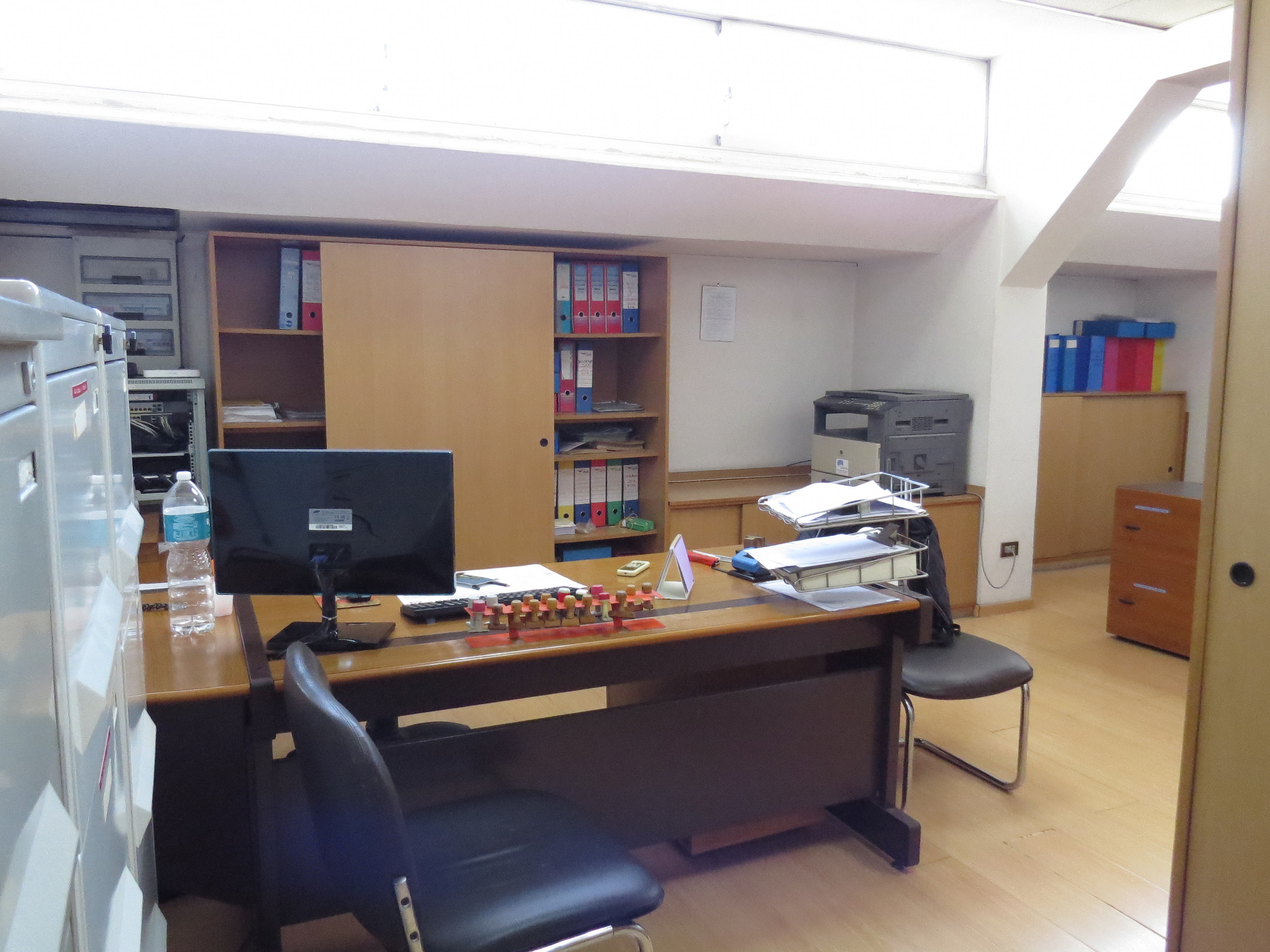 Industria di produzione arredi scolastici funzionante in vendita - foto 4