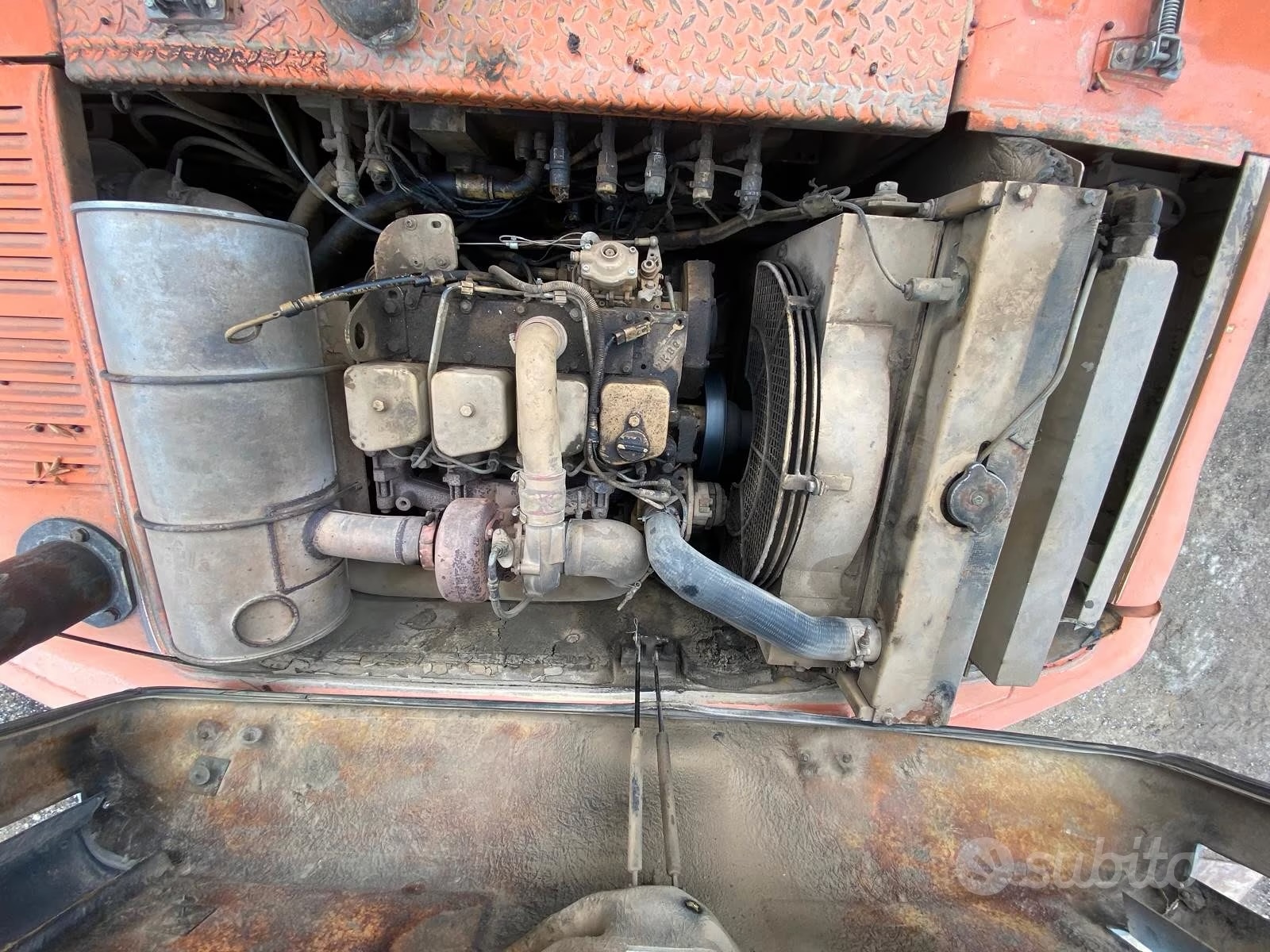 Escavatore gommato in vendita - foto 3