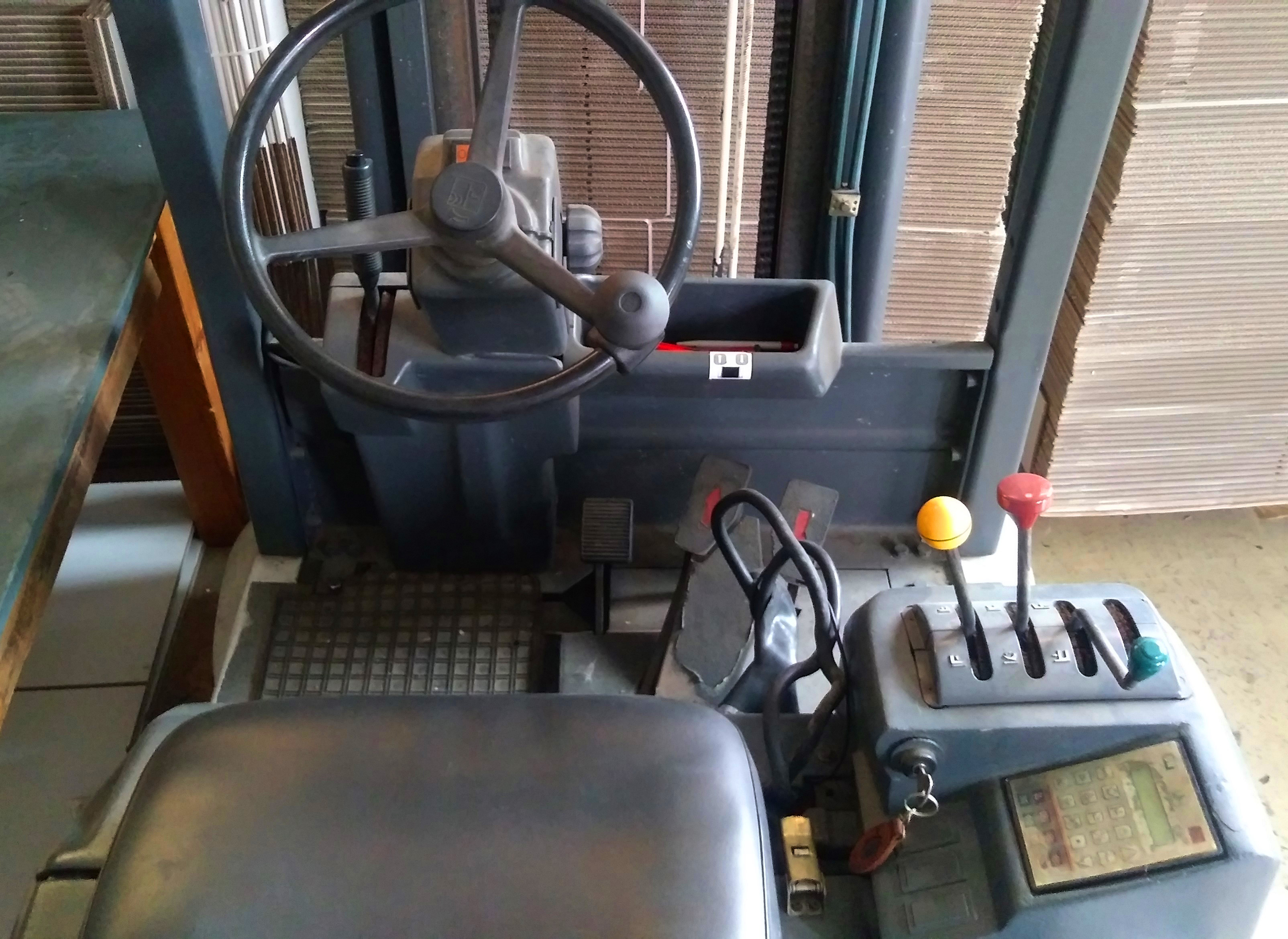 CARRELLO ELEVATORE ELETTRICO in vendita - foto 3