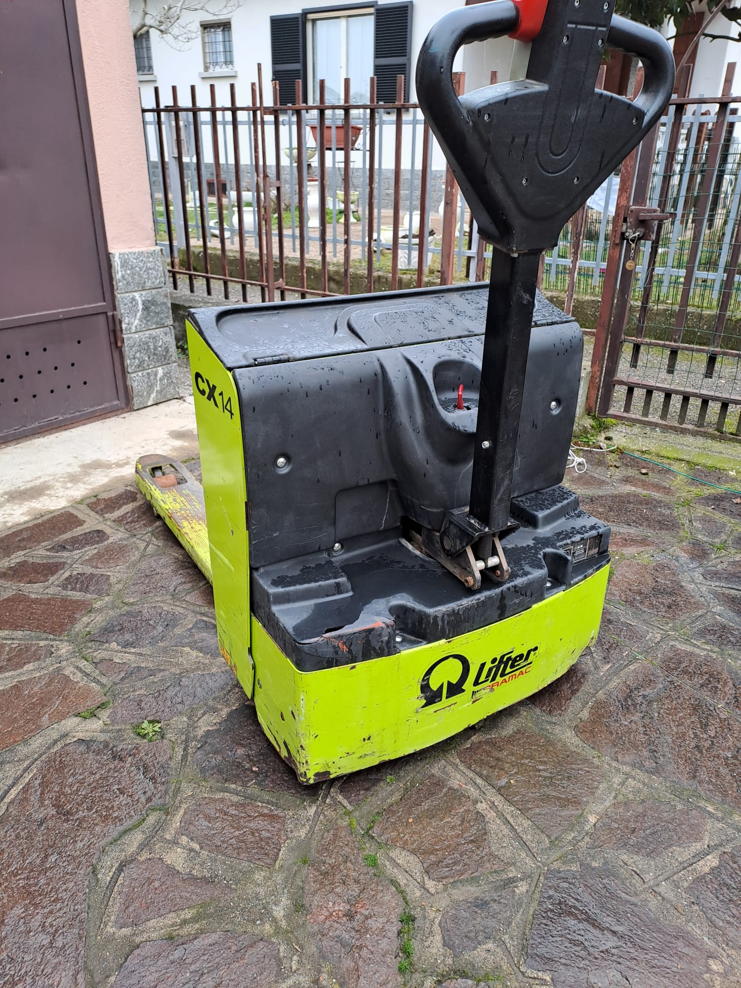 Tranpallet in vendita - foto 3