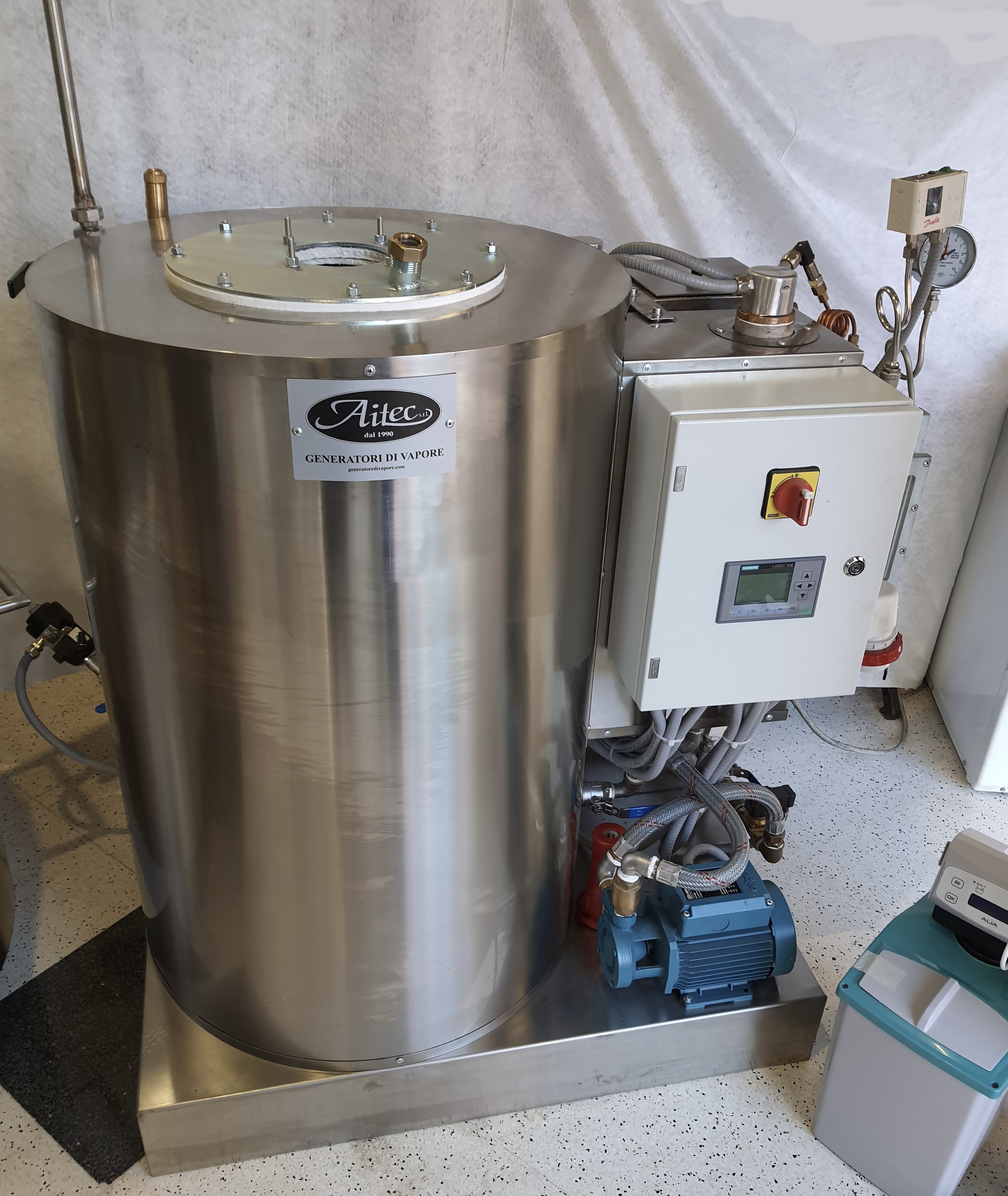 generatore di vapore 100 kg con bruciatore gas/gasolio in vendita - foto 1