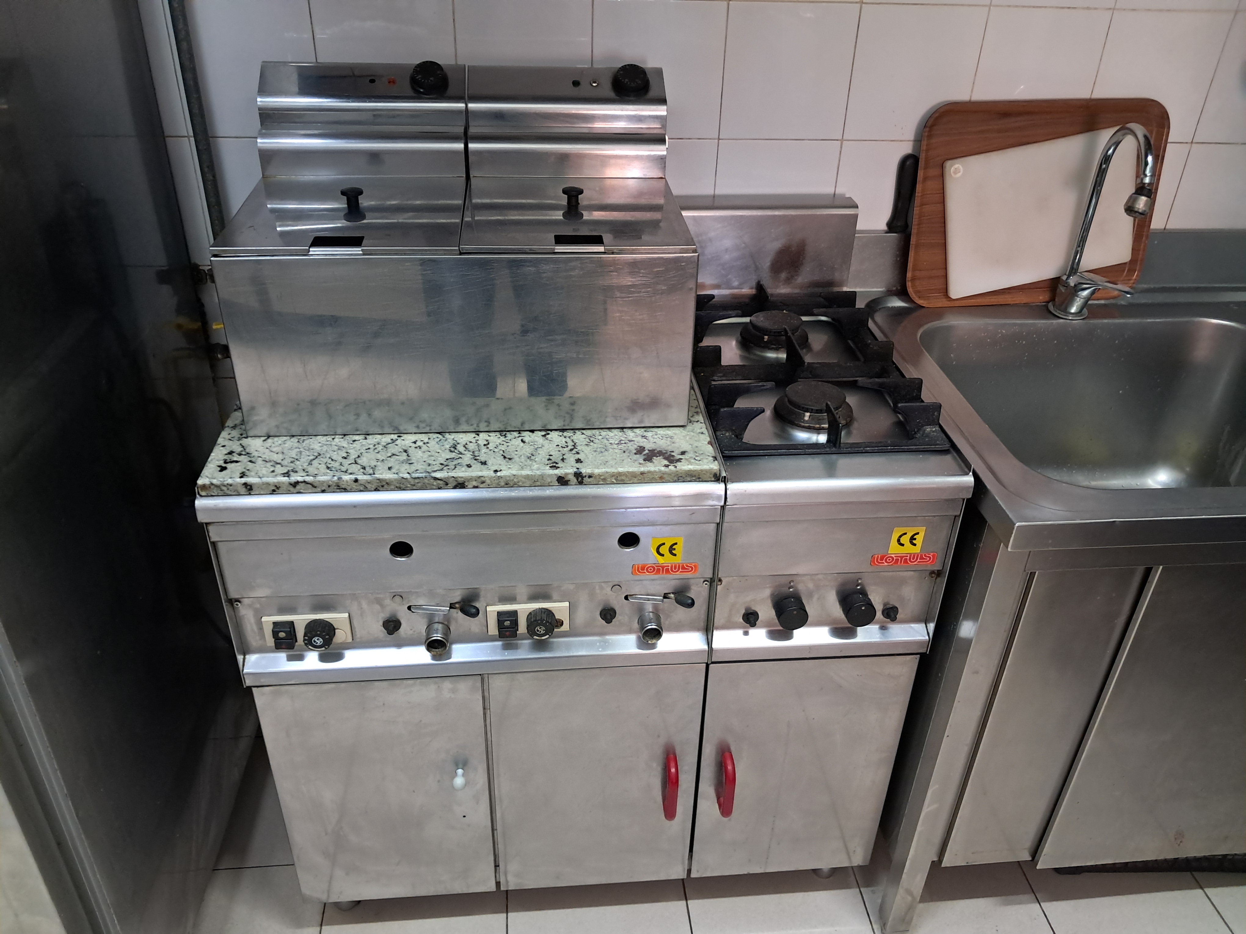 ATTREZZATURE PIZZERIA PANINOTECA  in vendita - foto 2