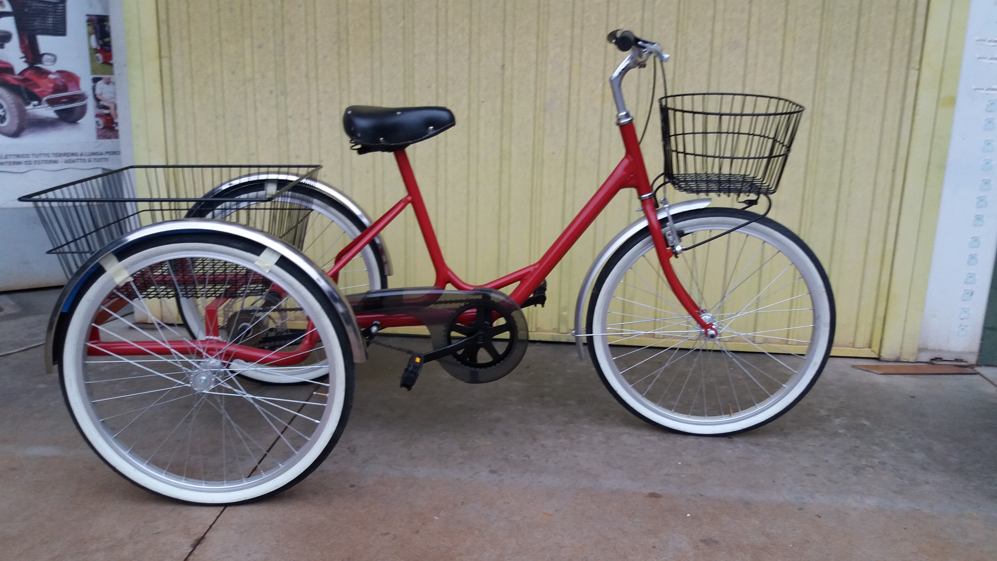 Vendo, bici a tre ruote personalizzate produzione    in vendita - foto 3