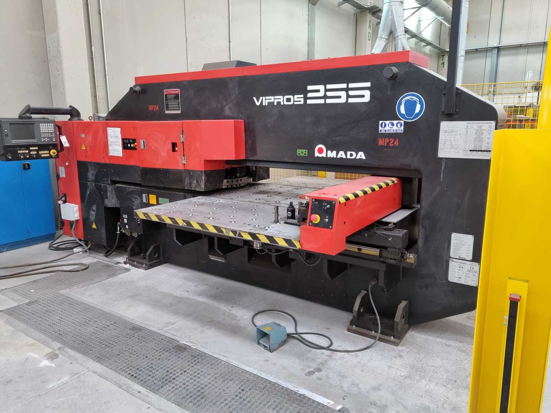 Punzonatrice cnc Amada Vipros 255 in vendita - foto 3