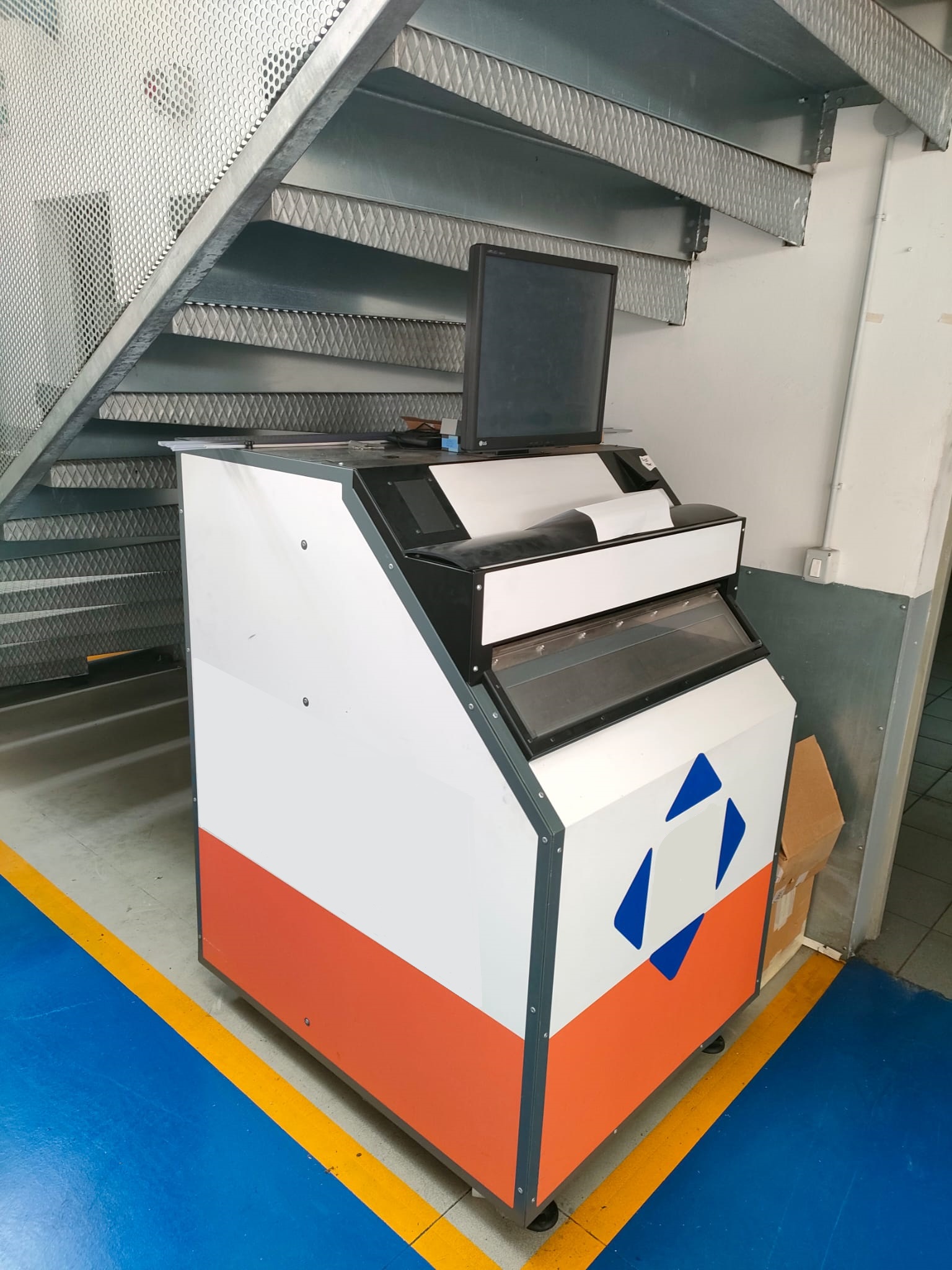Magazzino / distributore automatico DAINT TOOLMAT 24 in vendita - foto 1