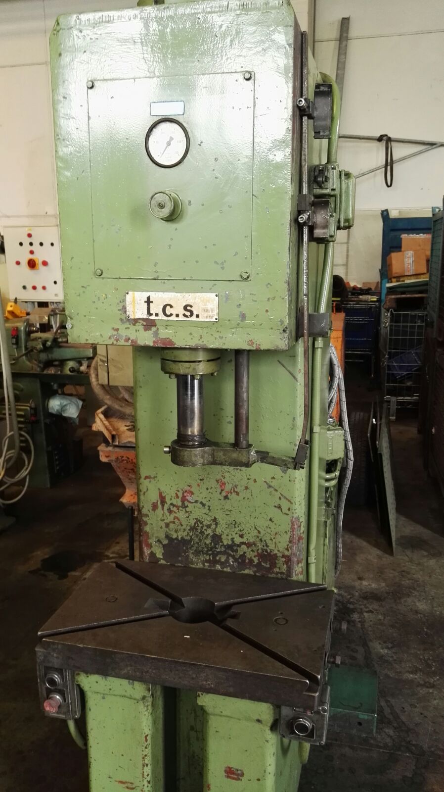 Pressa TCS 10 TONN in vendita - foto 2