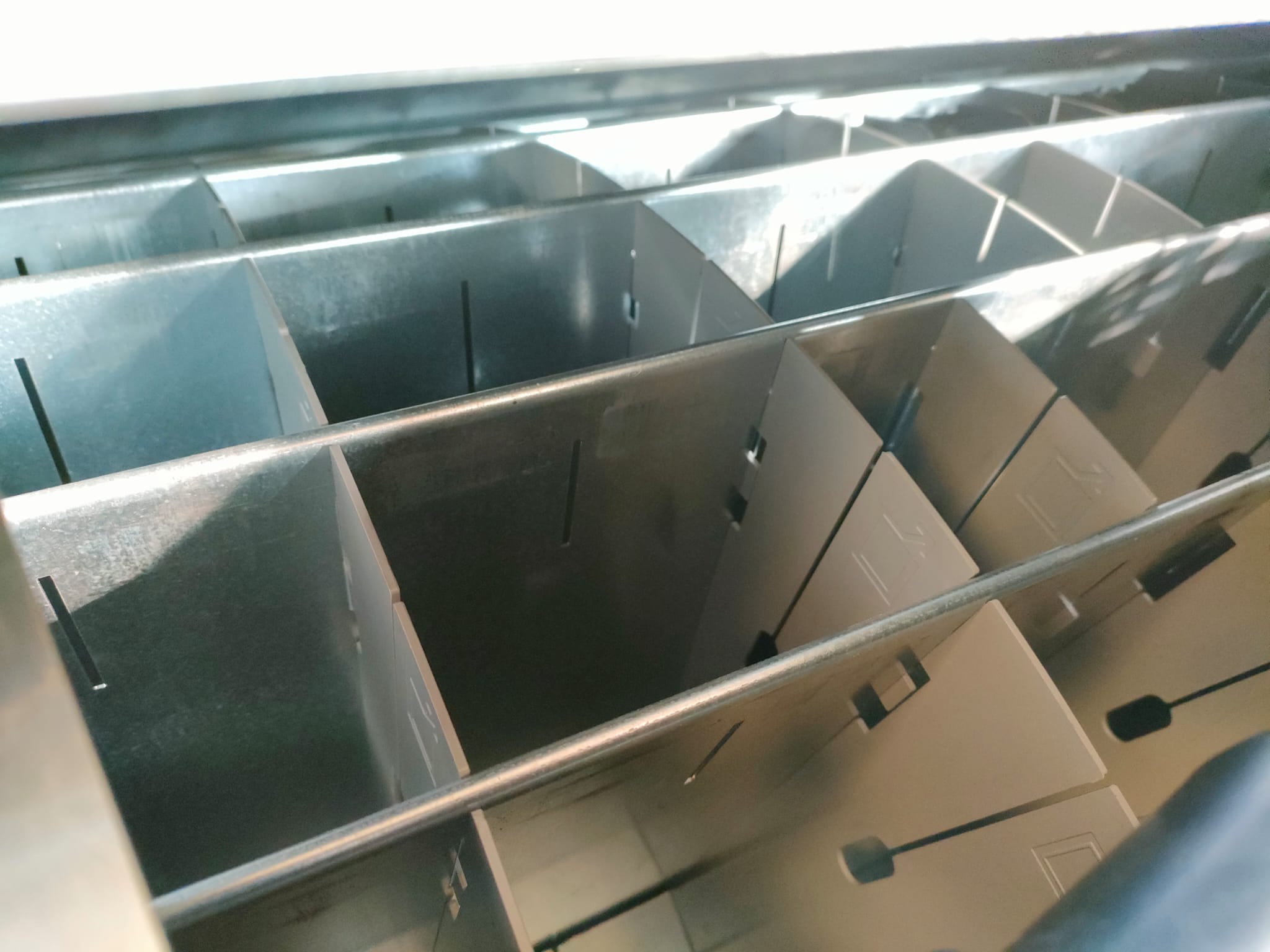 Magazzino / distributore automatico DAINT TOOLMAT 24 in vendita - foto 4