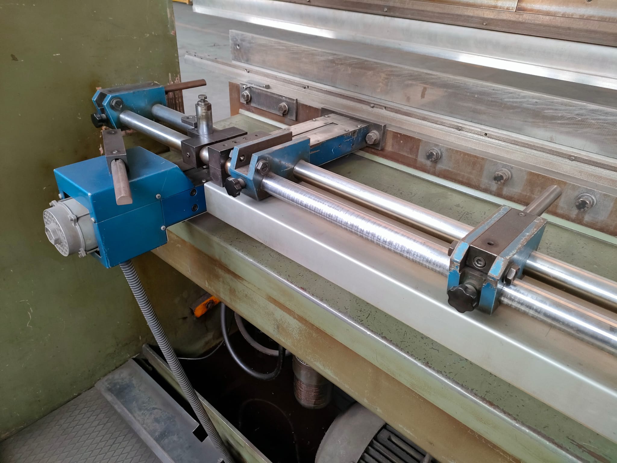 Pressa piegatrice Schiavi RG 204 in vendita - foto 2