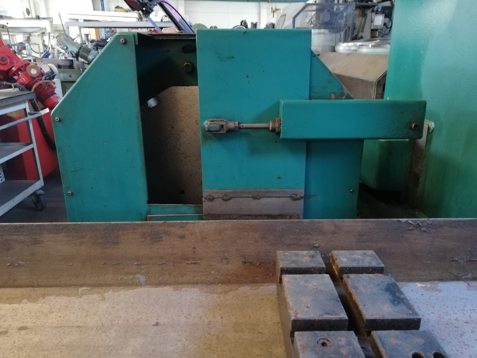 Fresatrice a 5 assi MAUS con ECS 18000 rpm testa hsd in vendita - foto 9