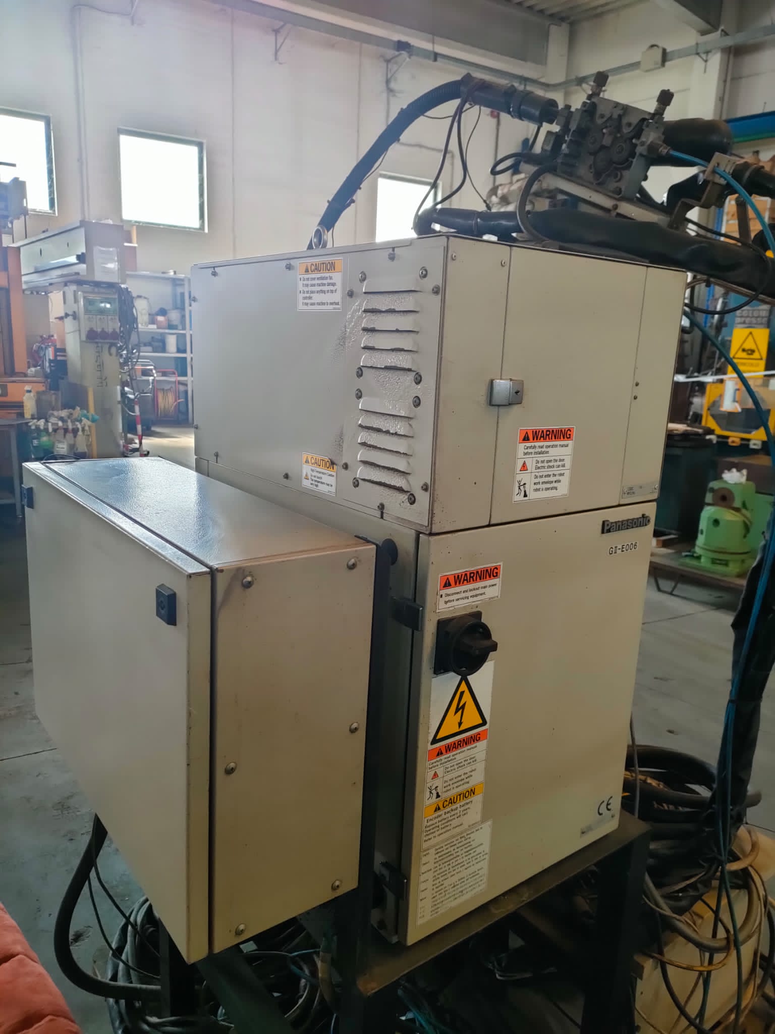 Robot di saldatura PANASONIC VR 006 – YA 1MMR61E00 in vendita - foto 4