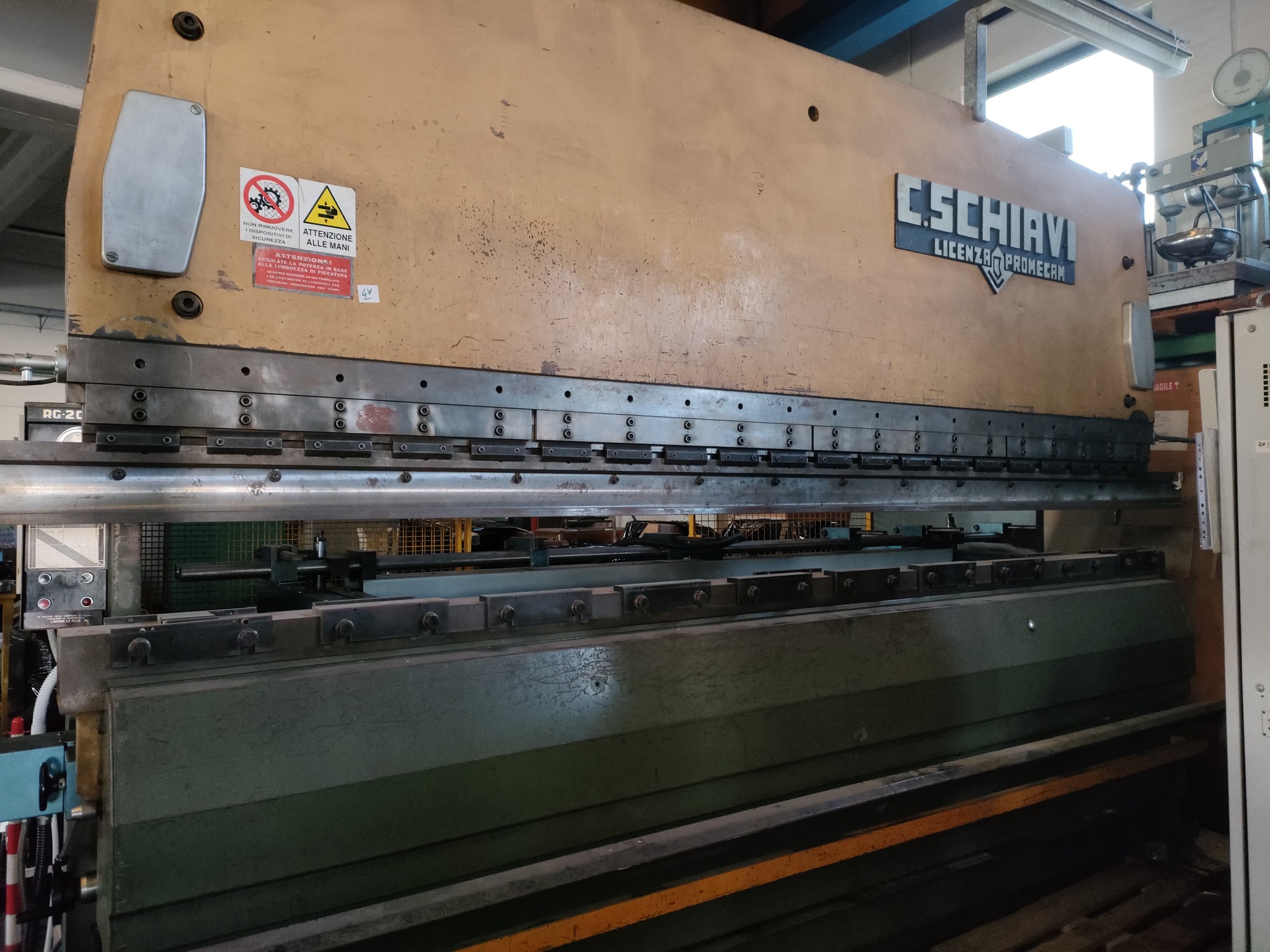 Pressa piegatrice Schiavi RG 204 in vendita - foto 3