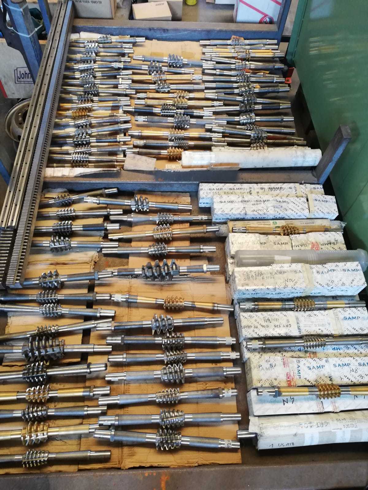 stock di creatori per dentatrici a modulo con gambo in vendita - foto 3