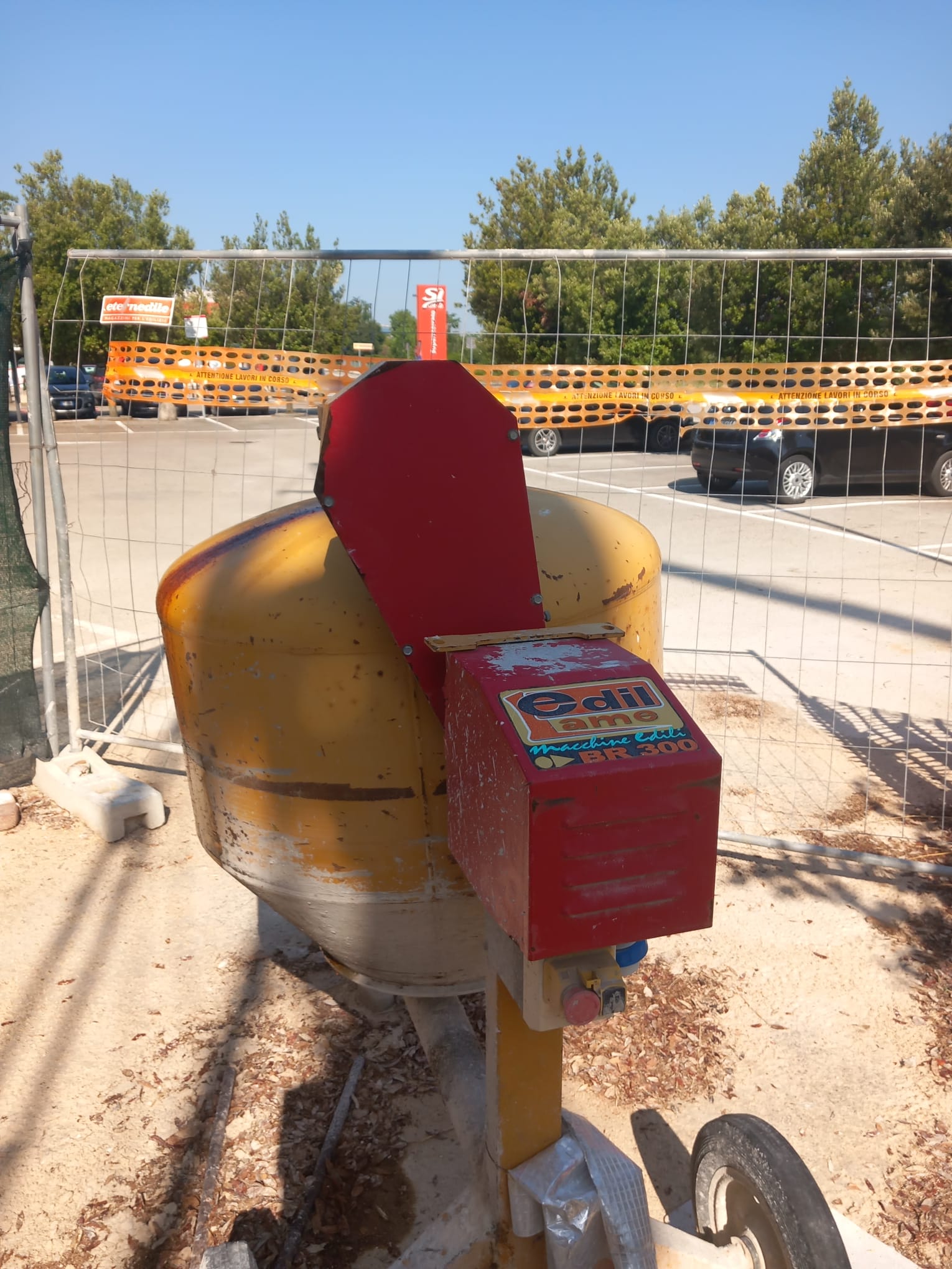 Betoniera 300 l monofase 220 volt in vendita - foto 2